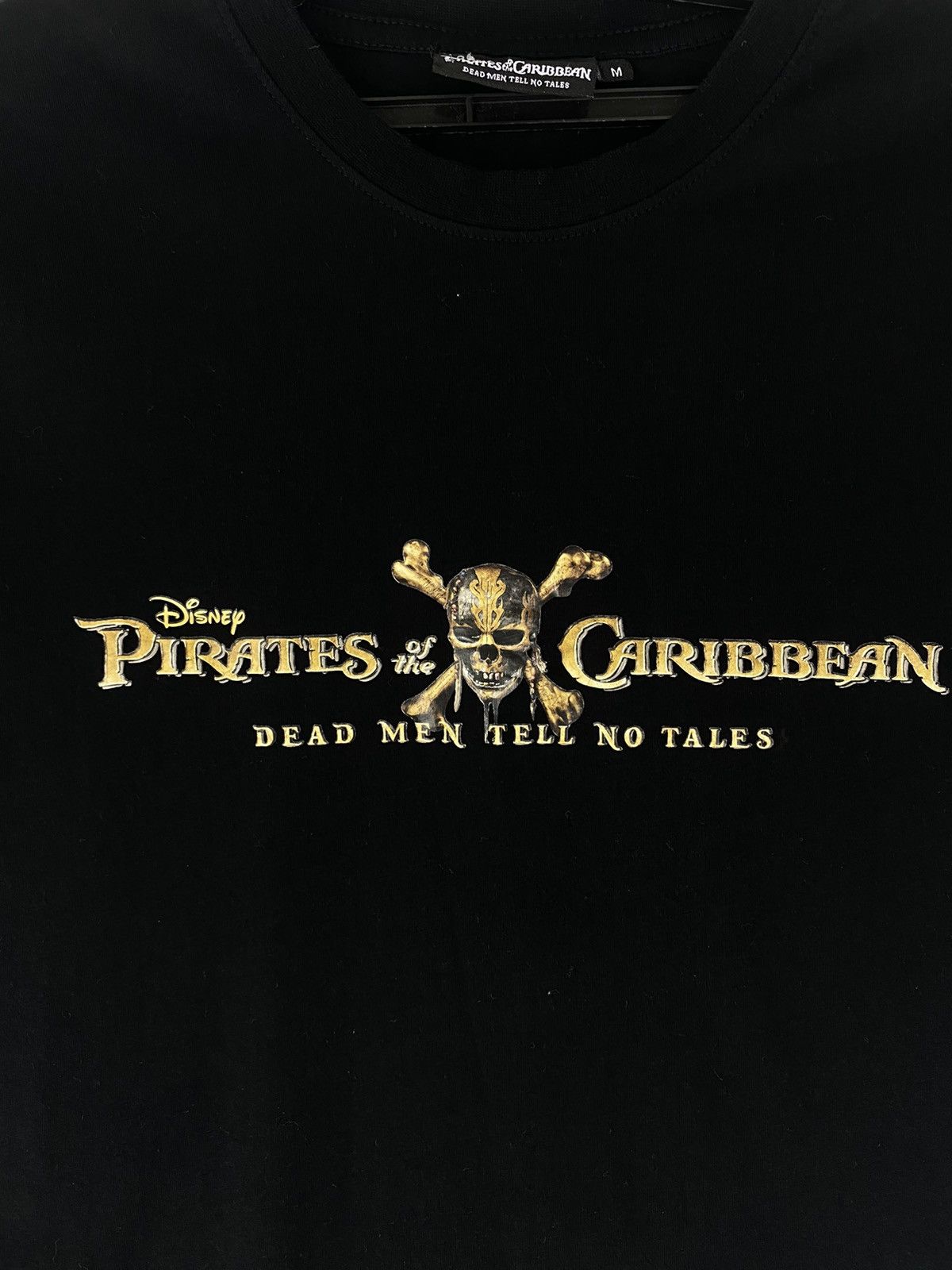 Disney Rare Pirates Of The Caribbean Dead Men Tell no tales Size US M / EU 48-50 / 2 - 3 Thumbnail