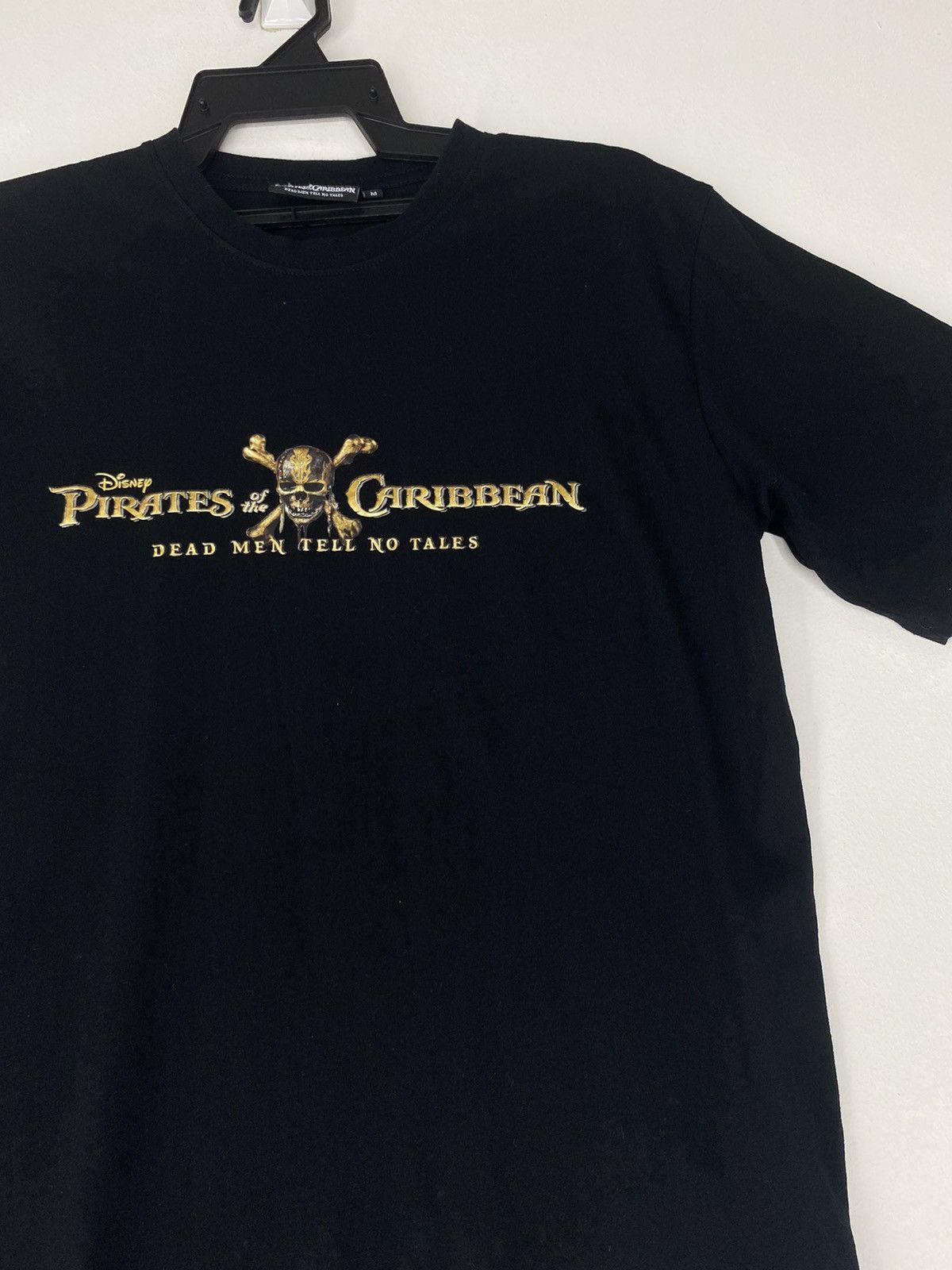Disney Rare Pirates Of The Caribbean Dead Men Tell no tales Size US M / EU 48-50 / 2 - 2 Thumbnail