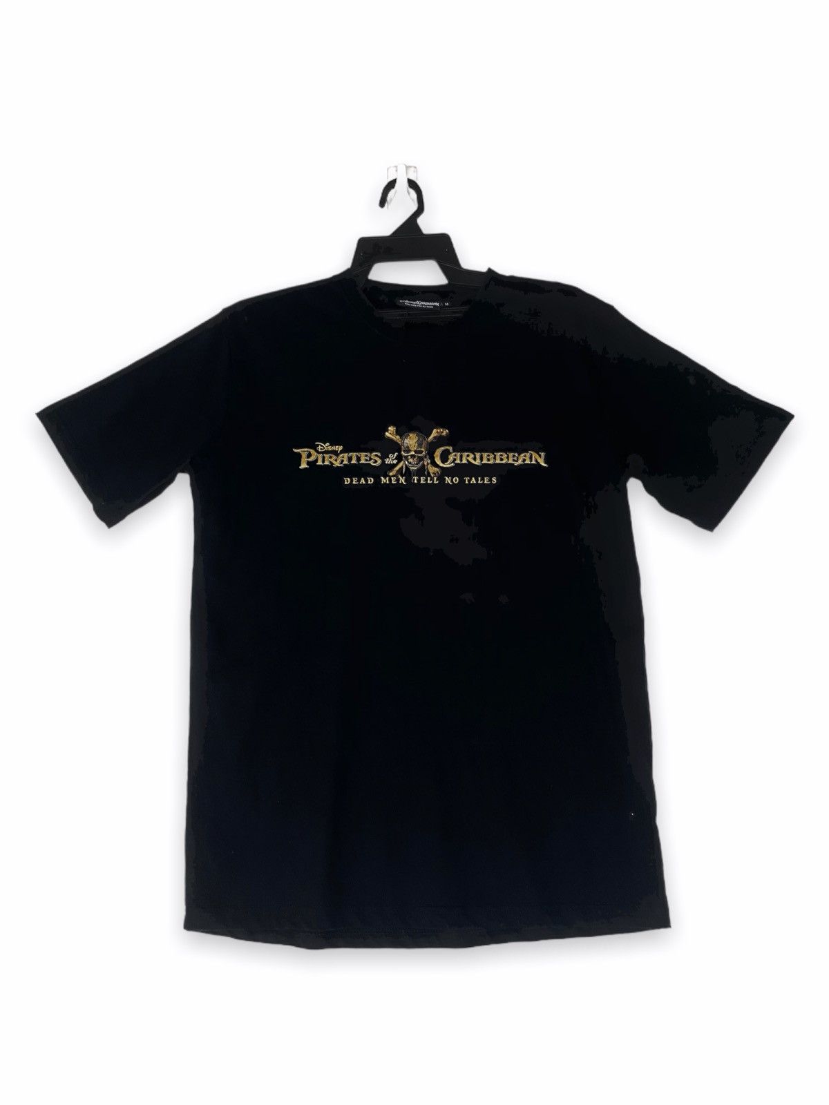 image of Disney x Movie Pirates Of The Caribbean Dead Men Tell No Tales in Black (Size Medium)