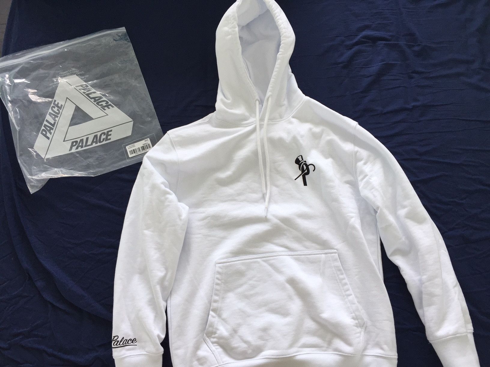 Palace pound hoodie best sale