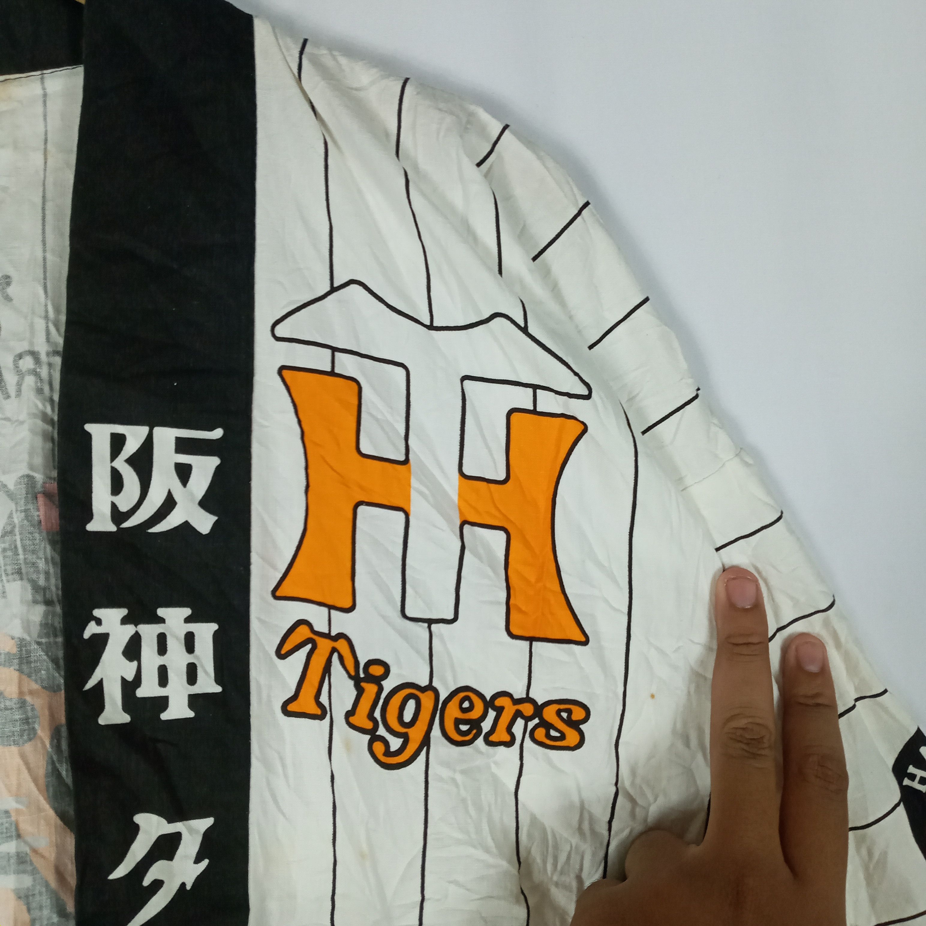 Japanese Brand Vintage 1985 Japanese Baseball Hansin Tiger Team Kimono Size US M / EU 48-50 / 2 - 4 Thumbnail