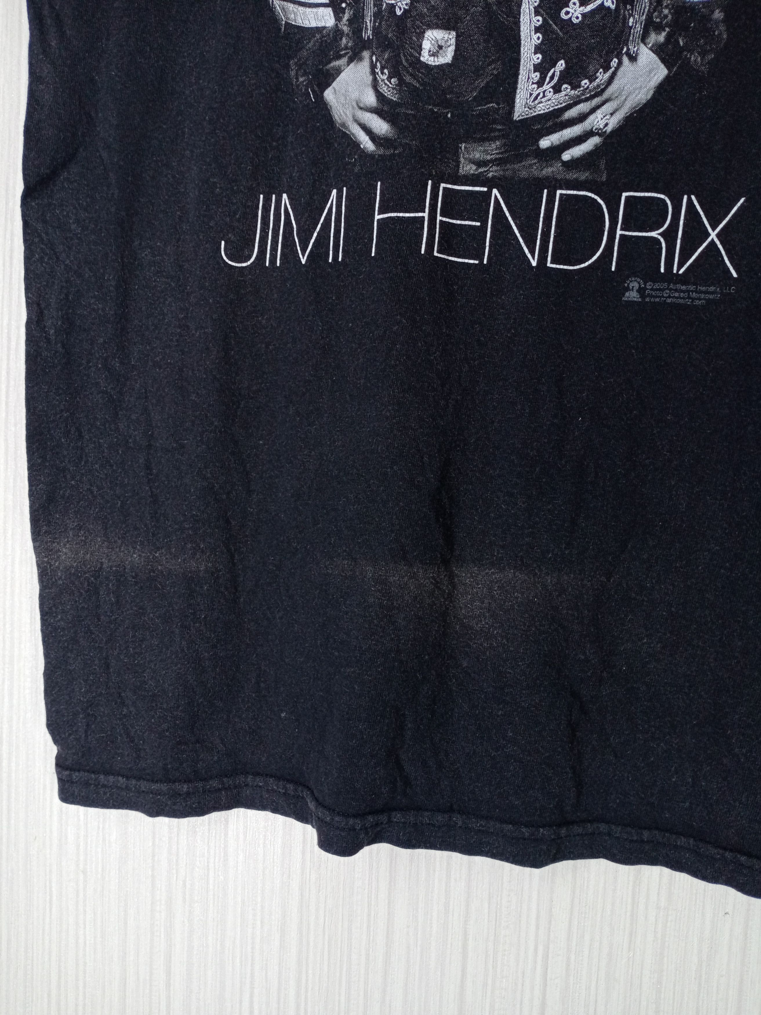 Jimi Hendrix Rare Vintage Jimi Hendrix Distressed Tshirt Size US M / EU 48-50 / 2 - 8 Thumbnail