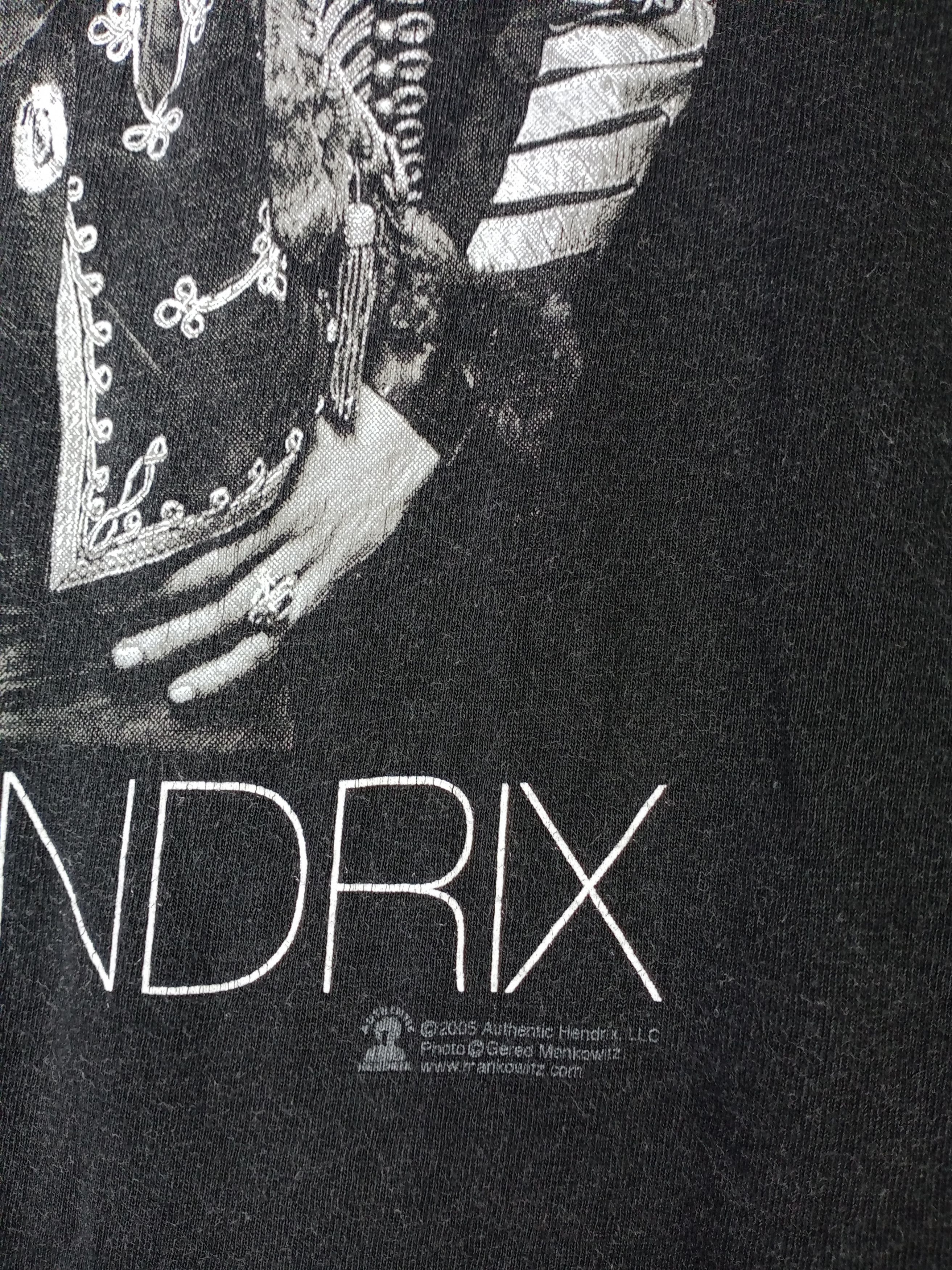 Jimi Hendrix Rare Vintage Jimi Hendrix Distressed Tshirt Size US M / EU 48-50 / 2 - 3 Thumbnail