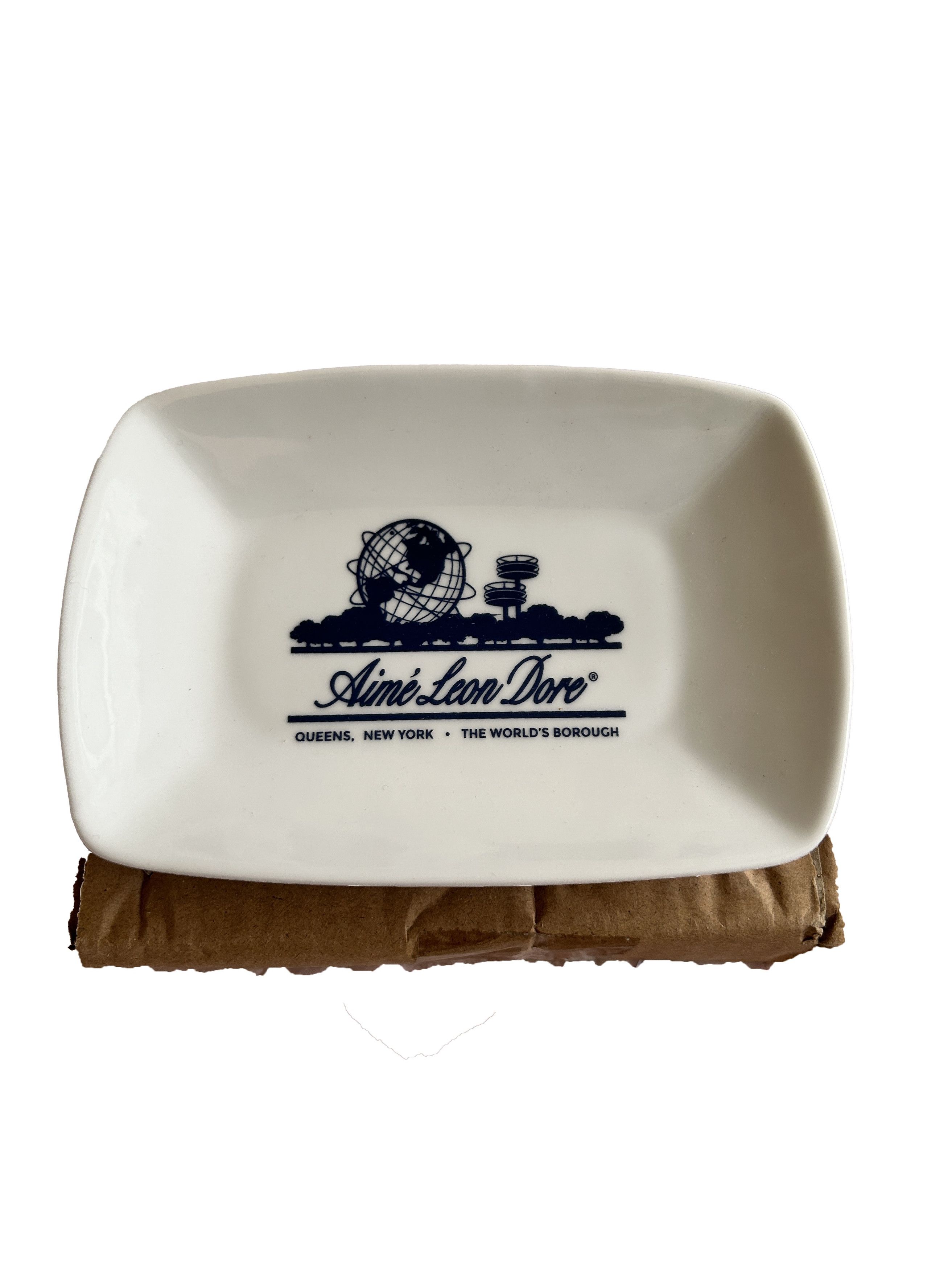 Aime Leon Dore unisphere Blue soap dish rare White Porcelain 6" x 4" ALD Size ONE SIZE - 1 Thumbnail