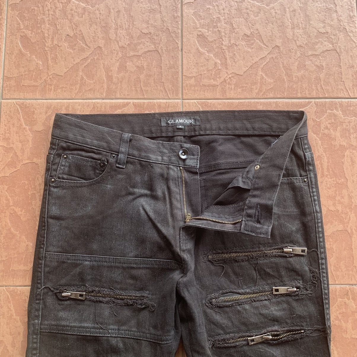 Japanese Brand JAPANESE VINTAGE GLAMOUR JEANS MULTI ZIPPER TROUSERS PANTS Size US 30 / EU 46 - 5 Thumbnail