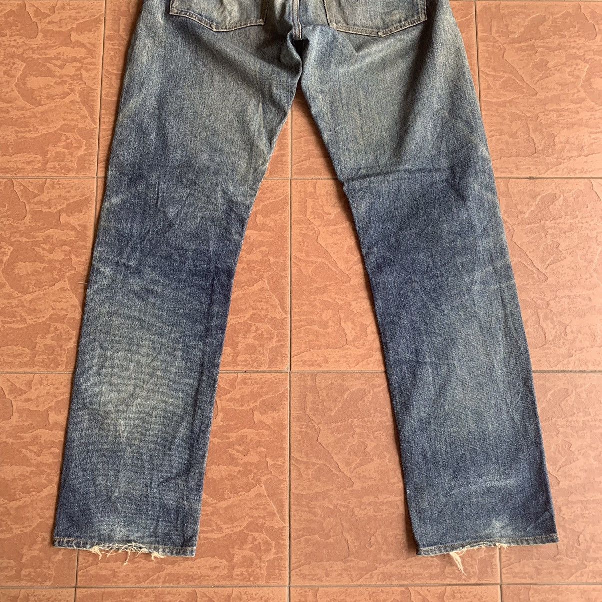Levi's × Vintage LEVI’S 29x31 VINTAGE 1990’s REDLINE DISTRESSED SELVEDGE PANT Size US 29 - 15 Thumbnail