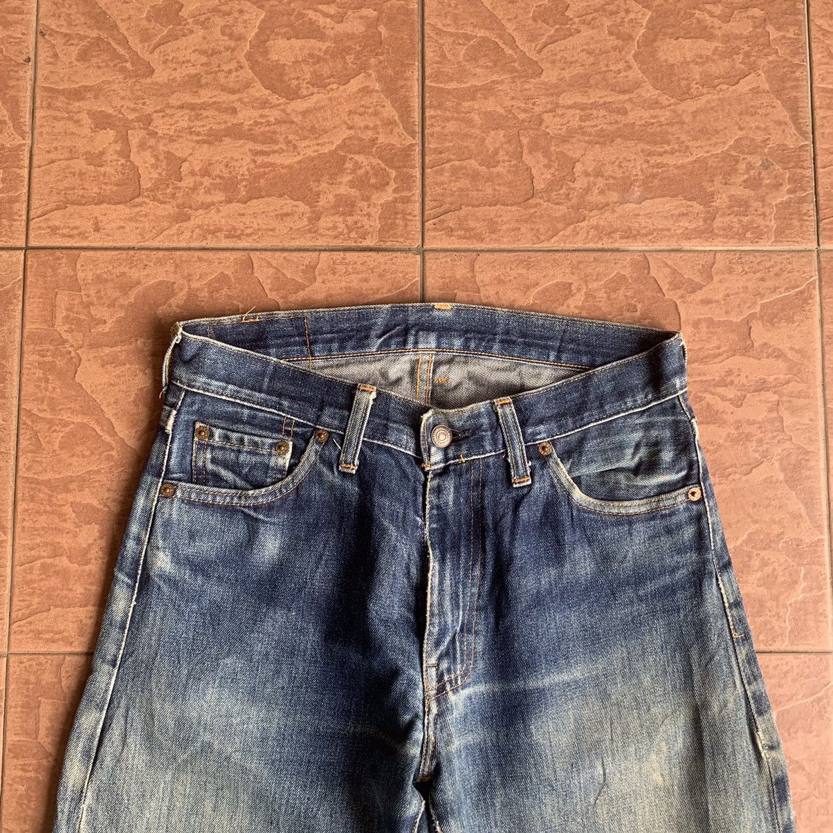 Levi's × Vintage LEVI’S 29x31 VINTAGE 1990’s REDLINE DISTRESSED SELVEDGE PANT Size US 29 - 2 Thumbnail