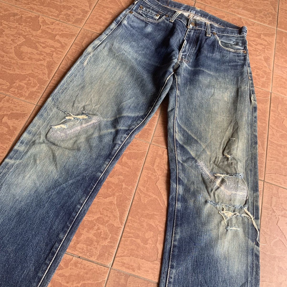Levi's × Vintage LEVI’S 29x31 VINTAGE 1990’s REDLINE DISTRESSED SELVEDGE PANT Size US 29 - 4 Thumbnail