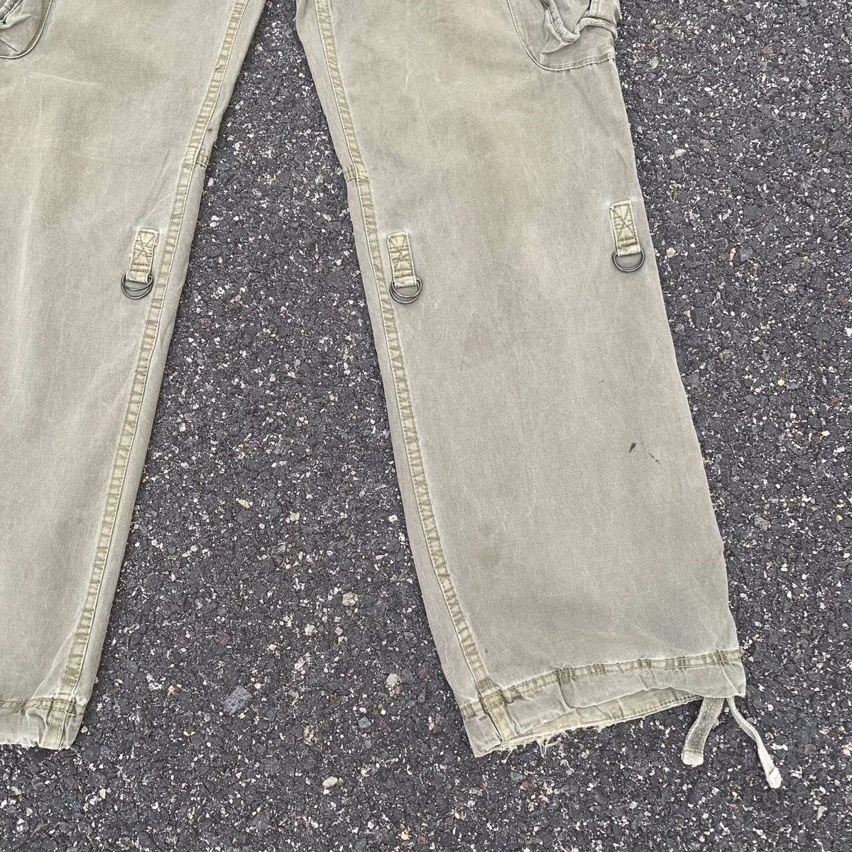 Japanese Brand × Uniqlo Japanese Vintage 36x32 Faded Utility Trousers Cargo Size US 36 / EU 52 - 8 Thumbnail