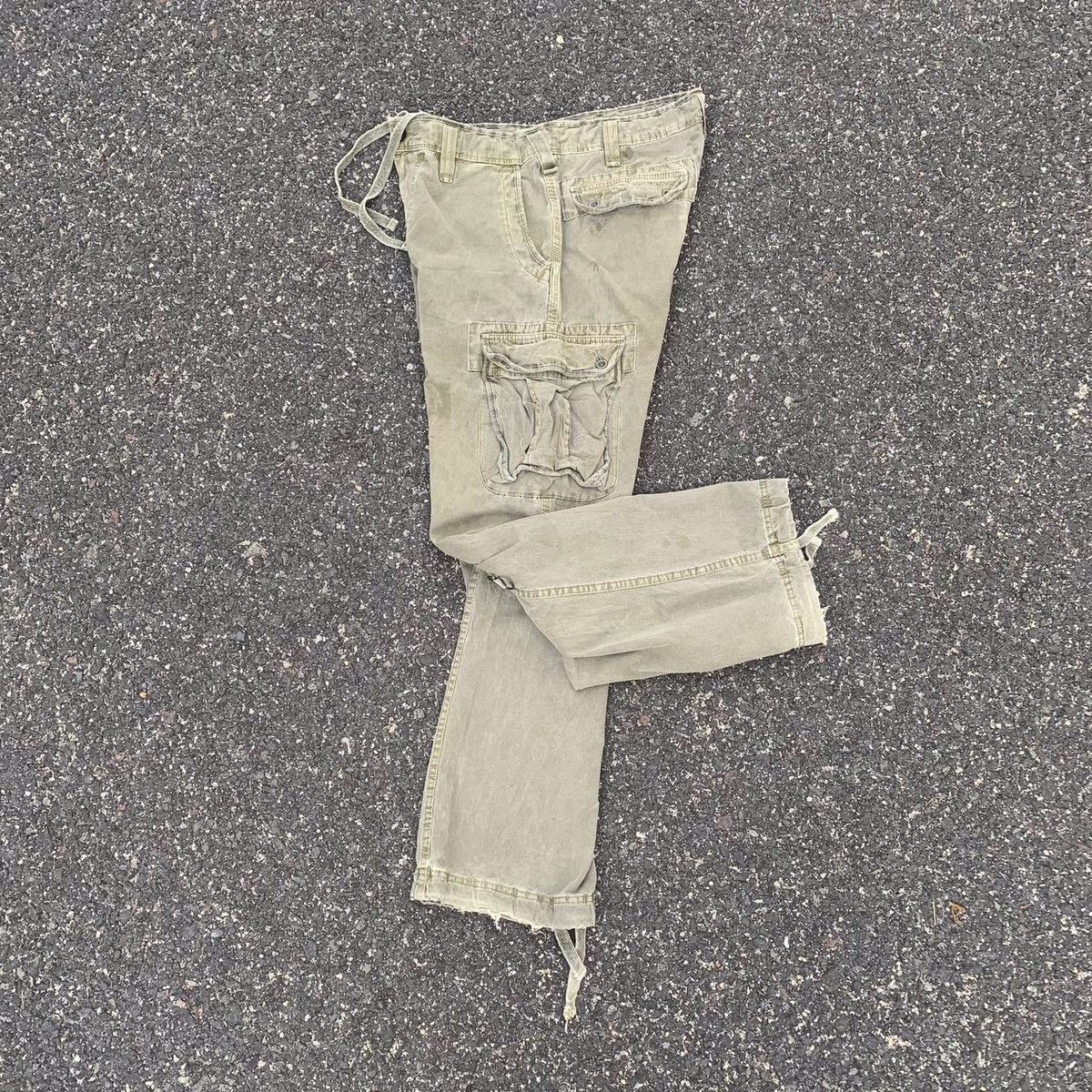 Japanese Brand × Uniqlo Japanese Vintage 36x32 Faded Utility Trousers Cargo Size US 36 / EU 52 - 16 Thumbnail