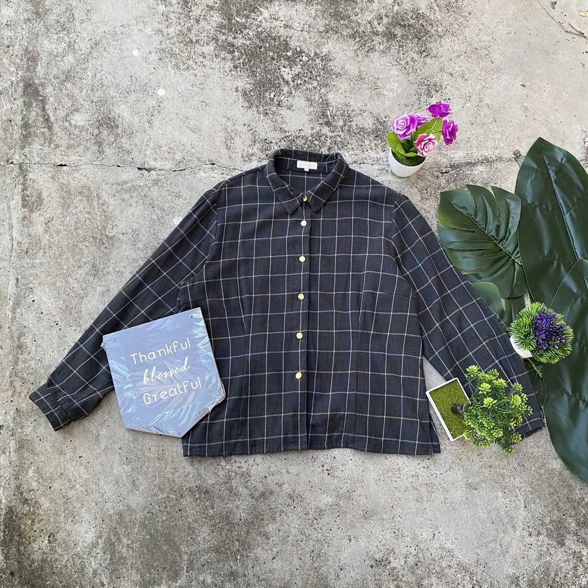 Burberry × Flannel × Vintage Vintage Burberry Checkered Plaid Button Up Size M / US 6-8 / IT 42-44 - 1 Thumbnail