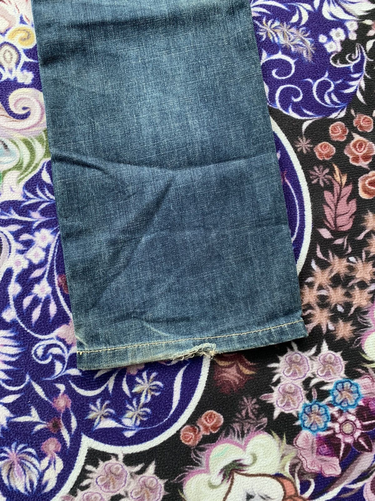 Levi's Vintage Clothing Levis 502 Faded Wash Denim Size US 33 - 11 Thumbnail