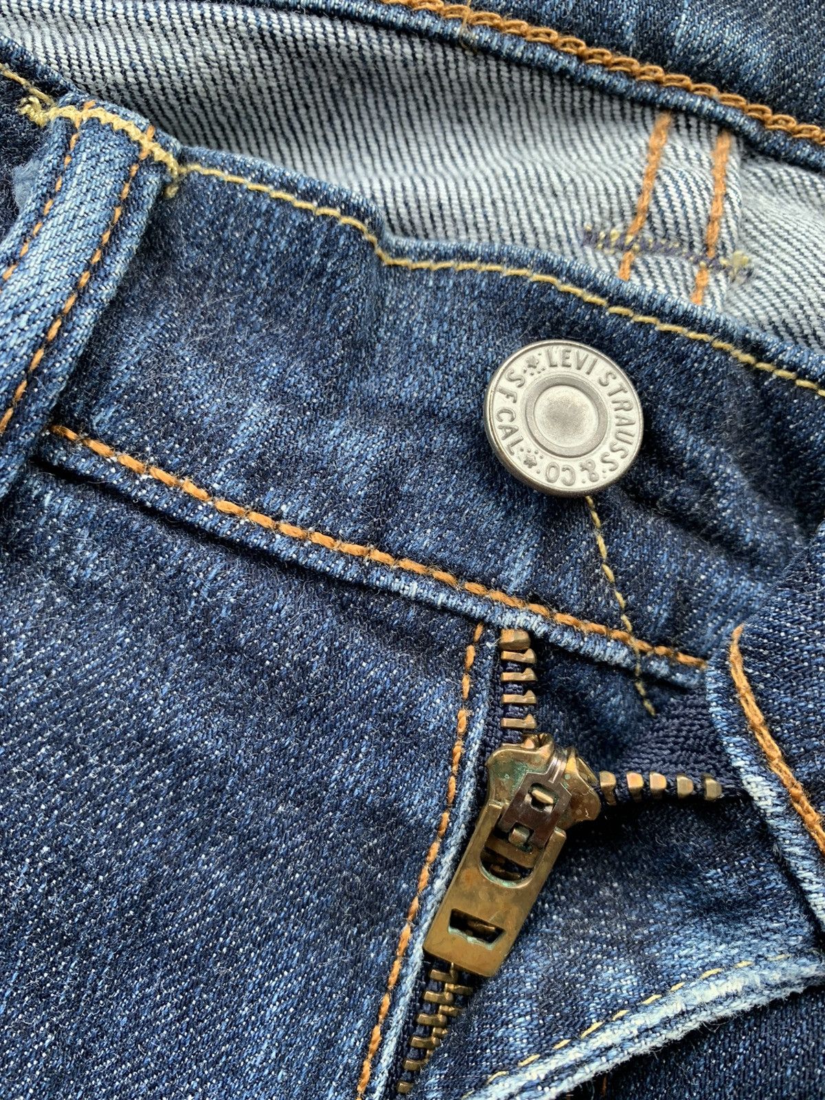 Levi's Vintage Clothing Levis 511 Faded Wash Denim Size US 32 / EU 48 - 3 Thumbnail