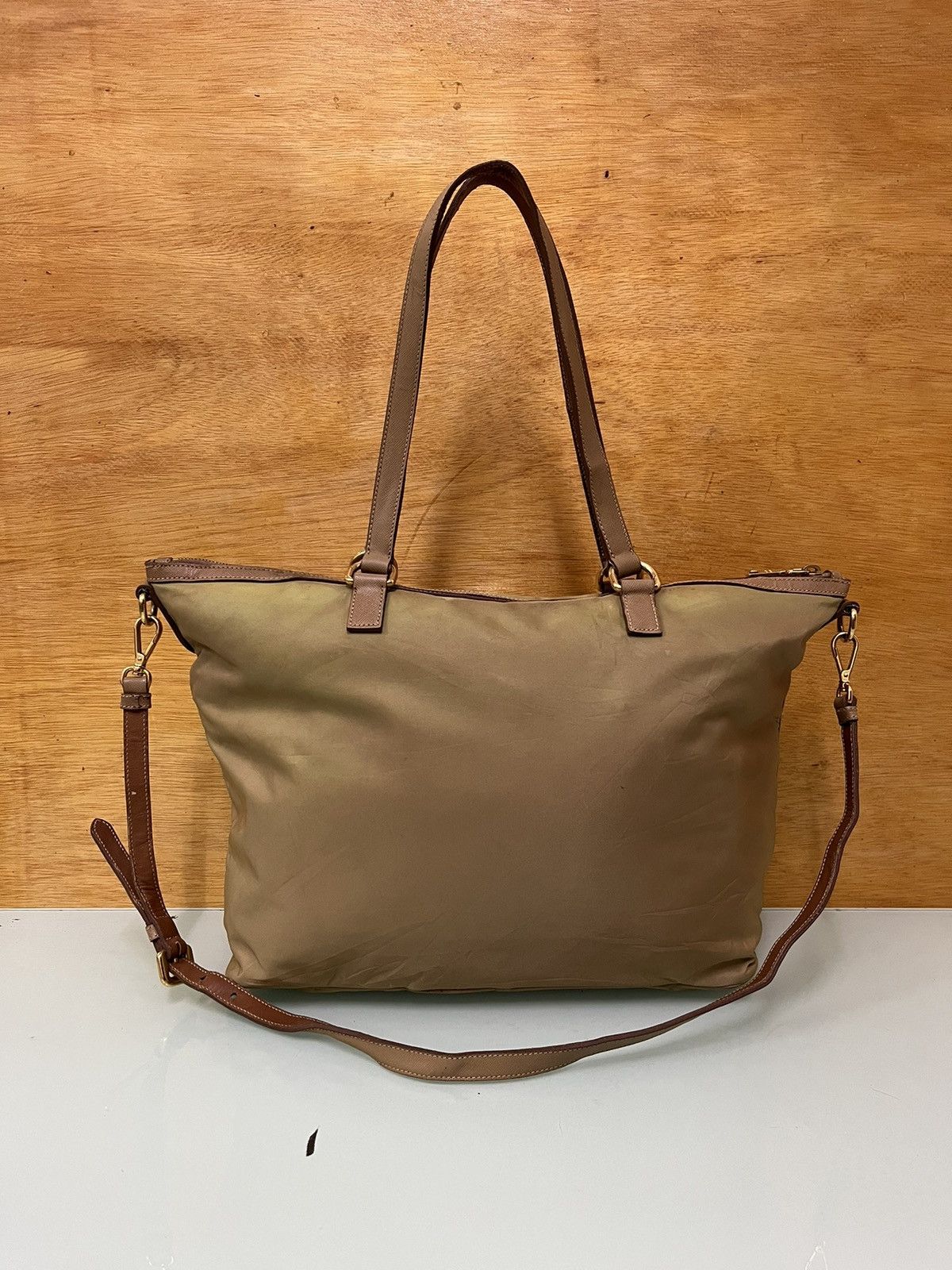 Prada Authentic PRADA Shoulder Bag Size ONE SIZE - 4 Thumbnail