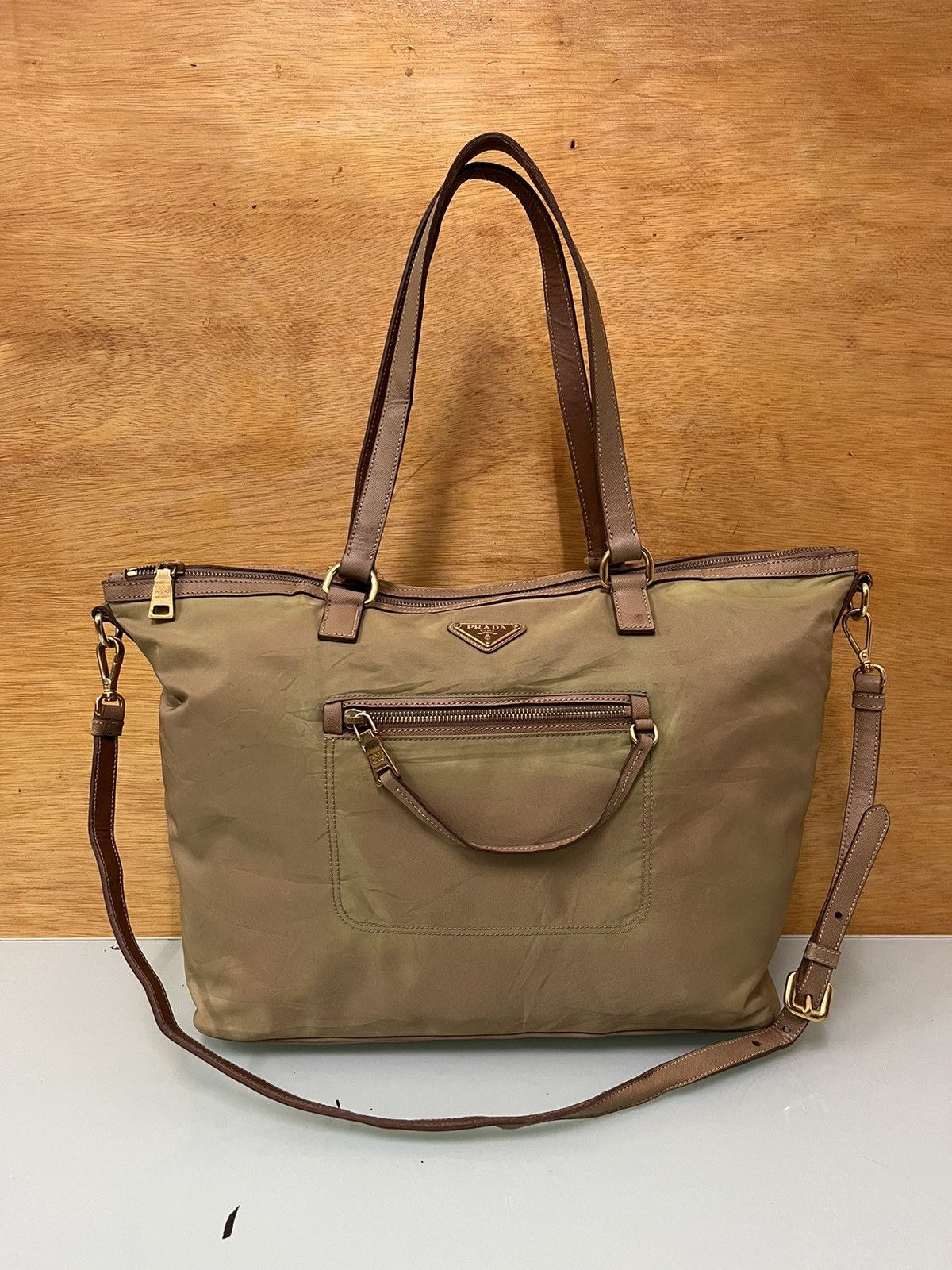 Prada Authentic PRADA Shoulder Bag Size ONE SIZE - 3 Thumbnail