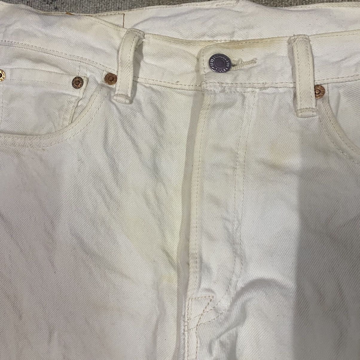 Levi's Dirty Rusty🔥 Vintage Levis 501 Button Fly Denim Jeans Size US 31 - 9 Thumbnail