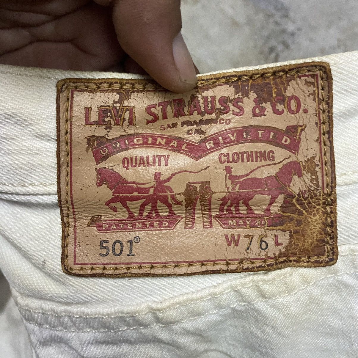 Levi's Dirty Rusty🔥 Vintage Levis 501 Button Fly Denim Jeans Size US 31 - 13 Thumbnail