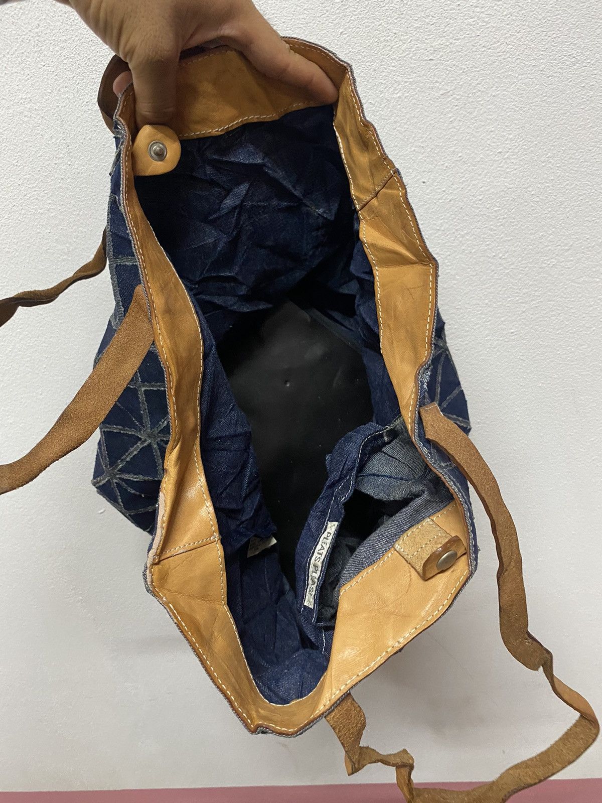 Designer × Pleats Please Issey Miyake Issey miyake Pleats please Patchwork Denim Tote Bag Size ONE SIZE - 8 Thumbnail