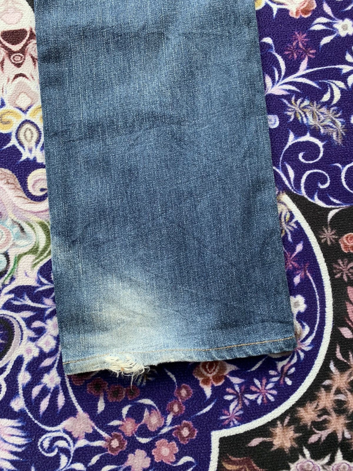 Levi's Vintage Clothing Levis 502 Faded Distressed Denim Size US 33 - 10 Thumbnail
