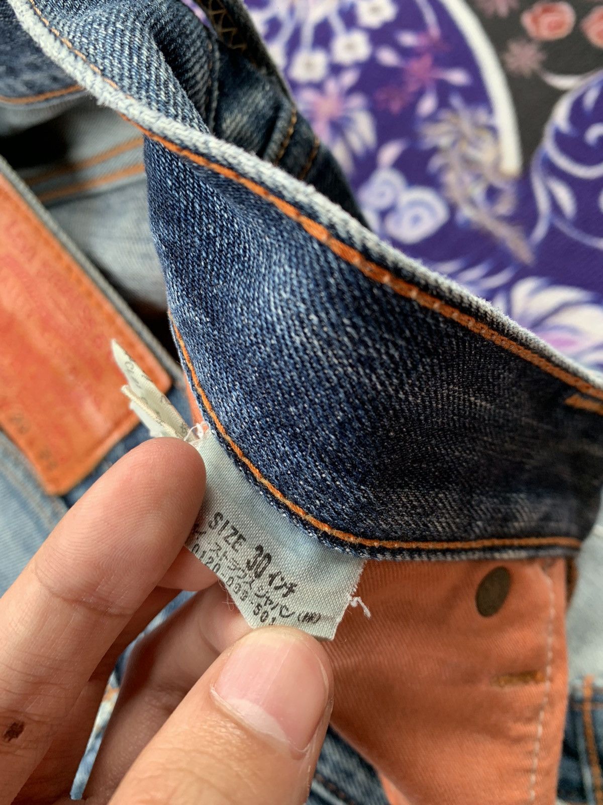 Levi's Vintage Clothing Levis 502 Faded Distressed Denim Size US 33 - 7 Thumbnail