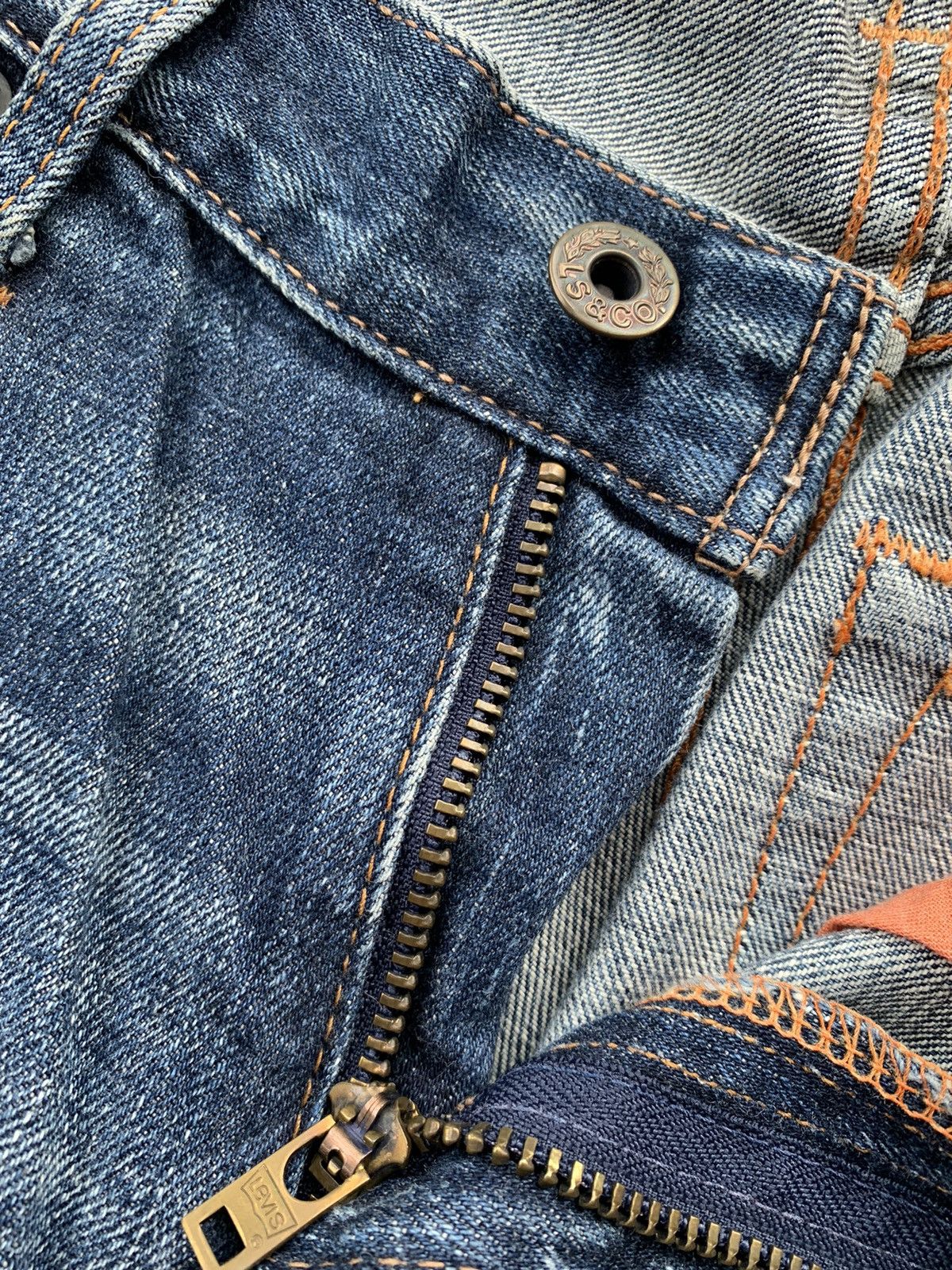 Levi's Vintage Clothing Levis 502 Faded Distressed Denim Size US 33 - 5 Thumbnail