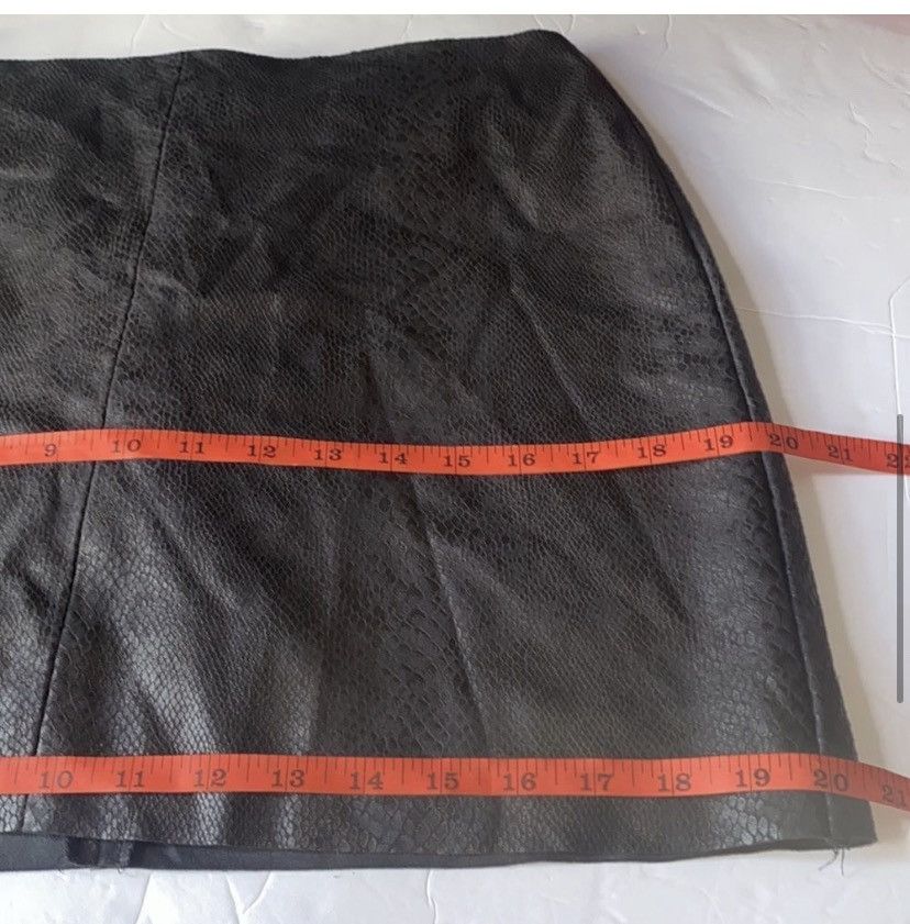 Vintage Retro, Britt Ryan, Black, Faux Snake Skin, Mini Skirt Size 28" / US 6 / IT 42 - 12 Thumbnail