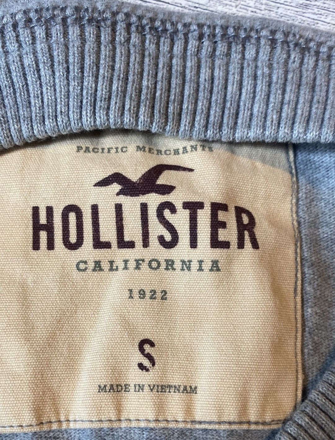 Hollister Y2K, HCO, Unisex, Lightweight, V-Neck Pullover Sweater Size US S / EU 44-46 / 1 - 11 Thumbnail