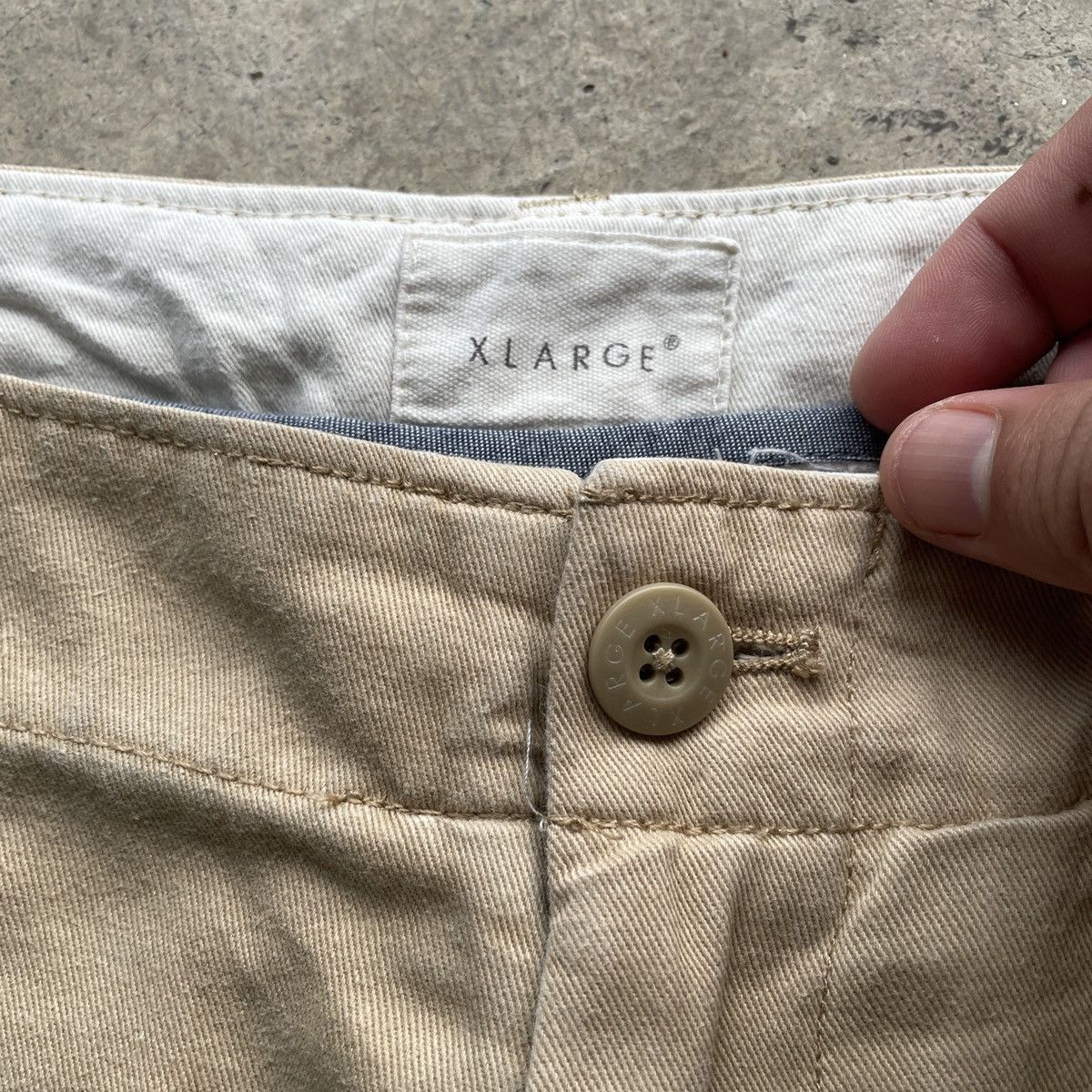 Xlarge Vintage X-Large Khaki Faded Trousers Casual Pants W37 Size US 37 - 7 Thumbnail