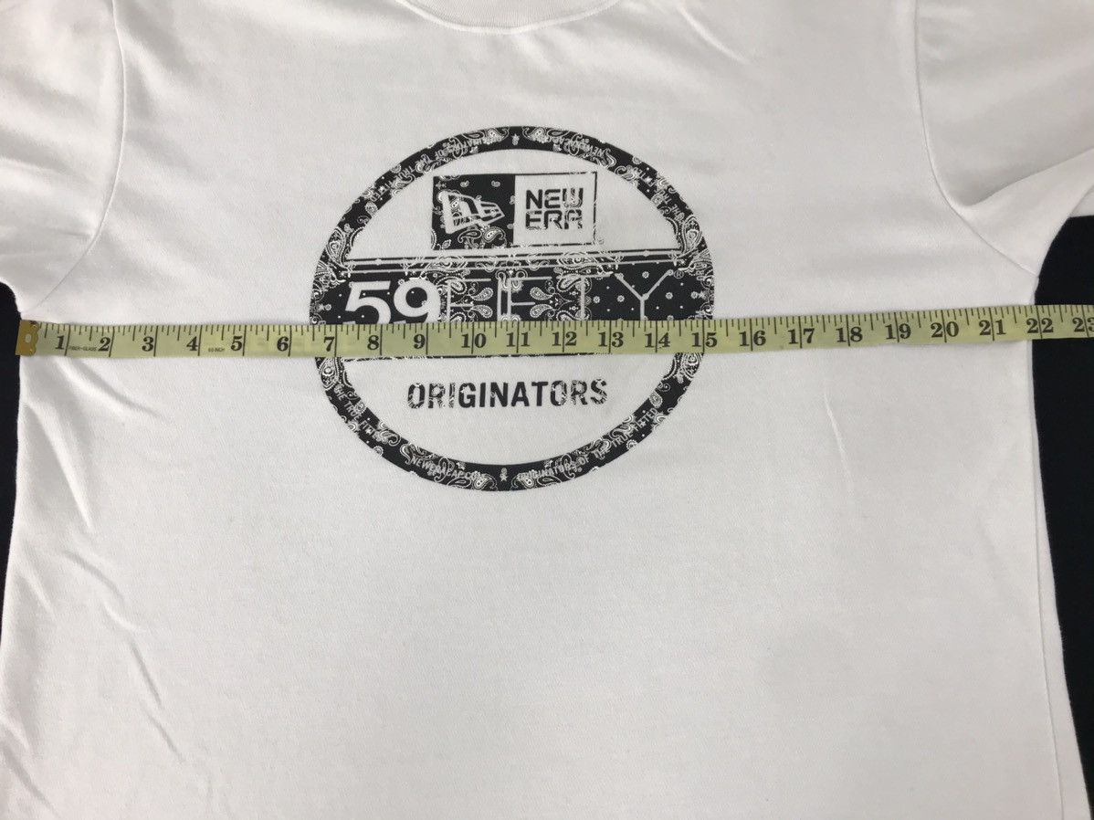 New Era × Vintage Vintage New Era Oroginator Big Paisley Logo T-shirt Printed Size US L / EU 52-54 / 3 - 9 Thumbnail