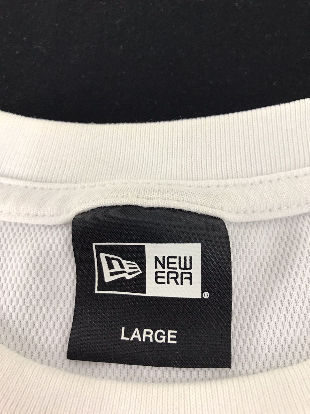 New Era × Vintage Vintage New Era Oroginator Big Paisley Logo T-shirt Printed Size US L / EU 52-54 / 3 - 5 Thumbnail