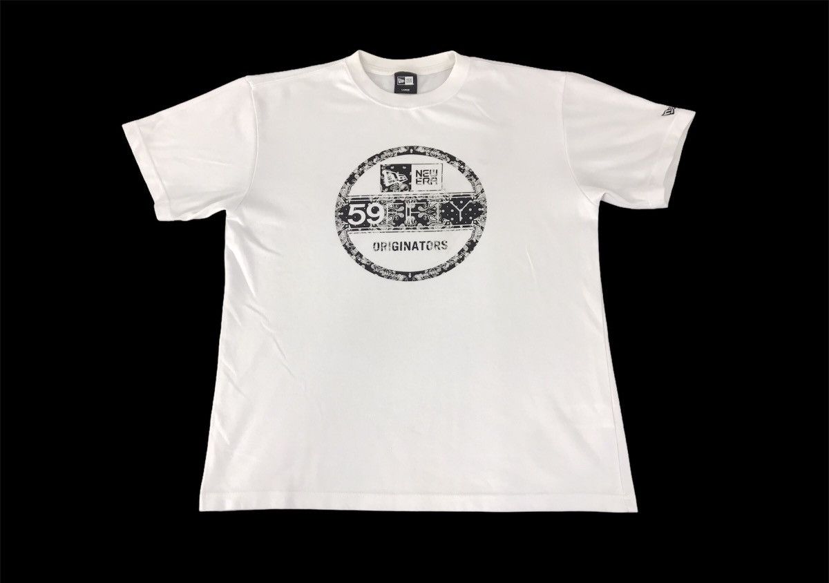 New Era × Vintage Vintage New Era Oroginator Big Paisley Logo T-shirt Printed Size US L / EU 52-54 / 3 - 1 Thumbnail