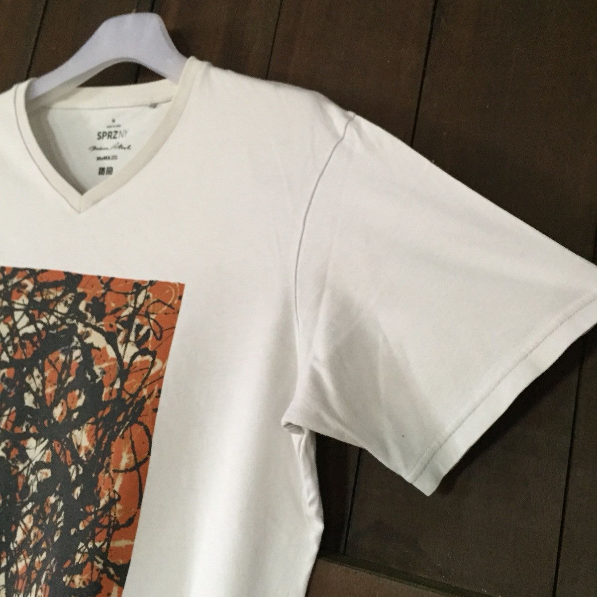 Uniqlo UNIQLO X JACKSON POLLOCK t shirt spell out big design Size US M / EU 48-50 / 2 - 4 Thumbnail
