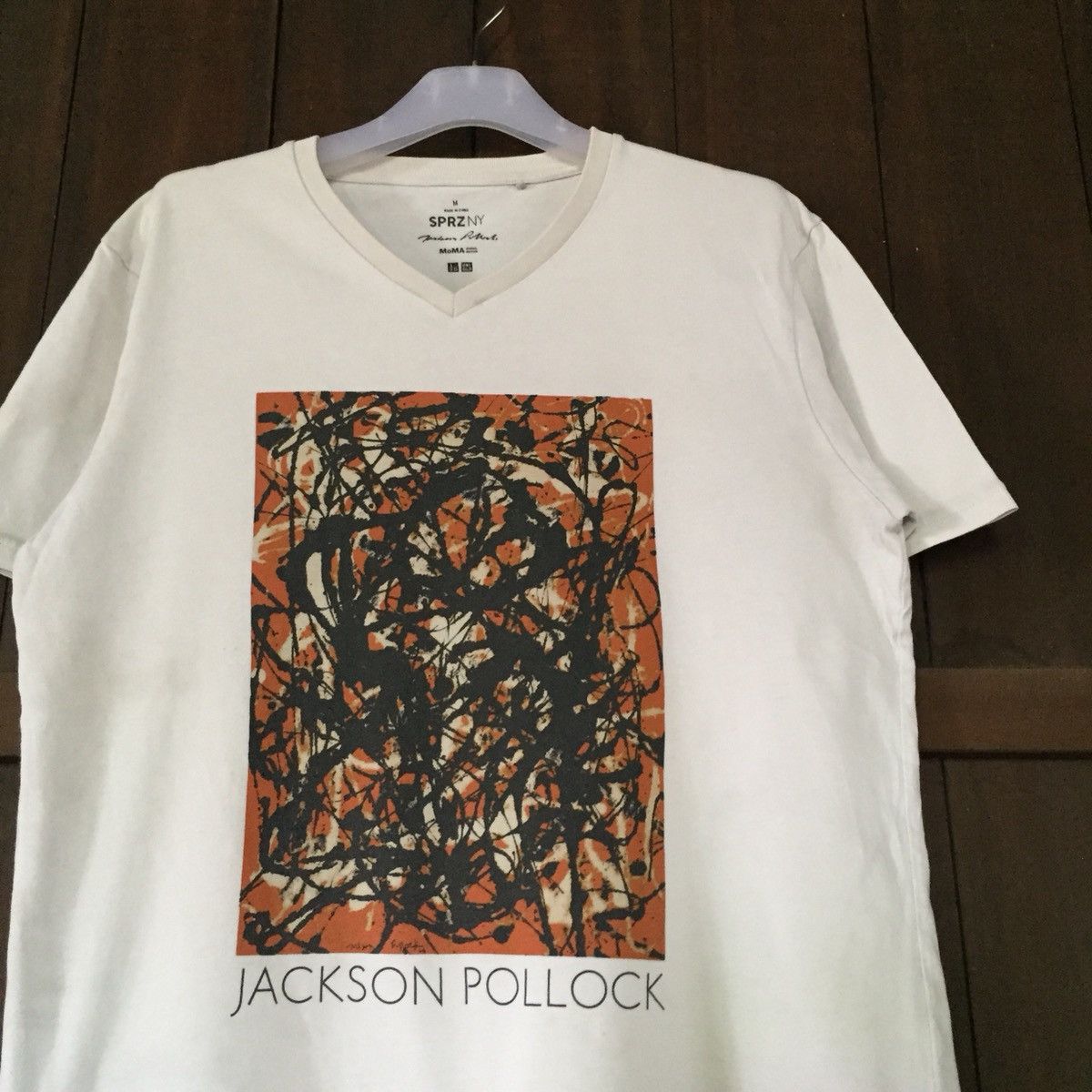 Uniqlo UNIQLO X JACKSON POLLOCK t shirt spell out big design Size US M / EU 48-50 / 2 - 2 Thumbnail