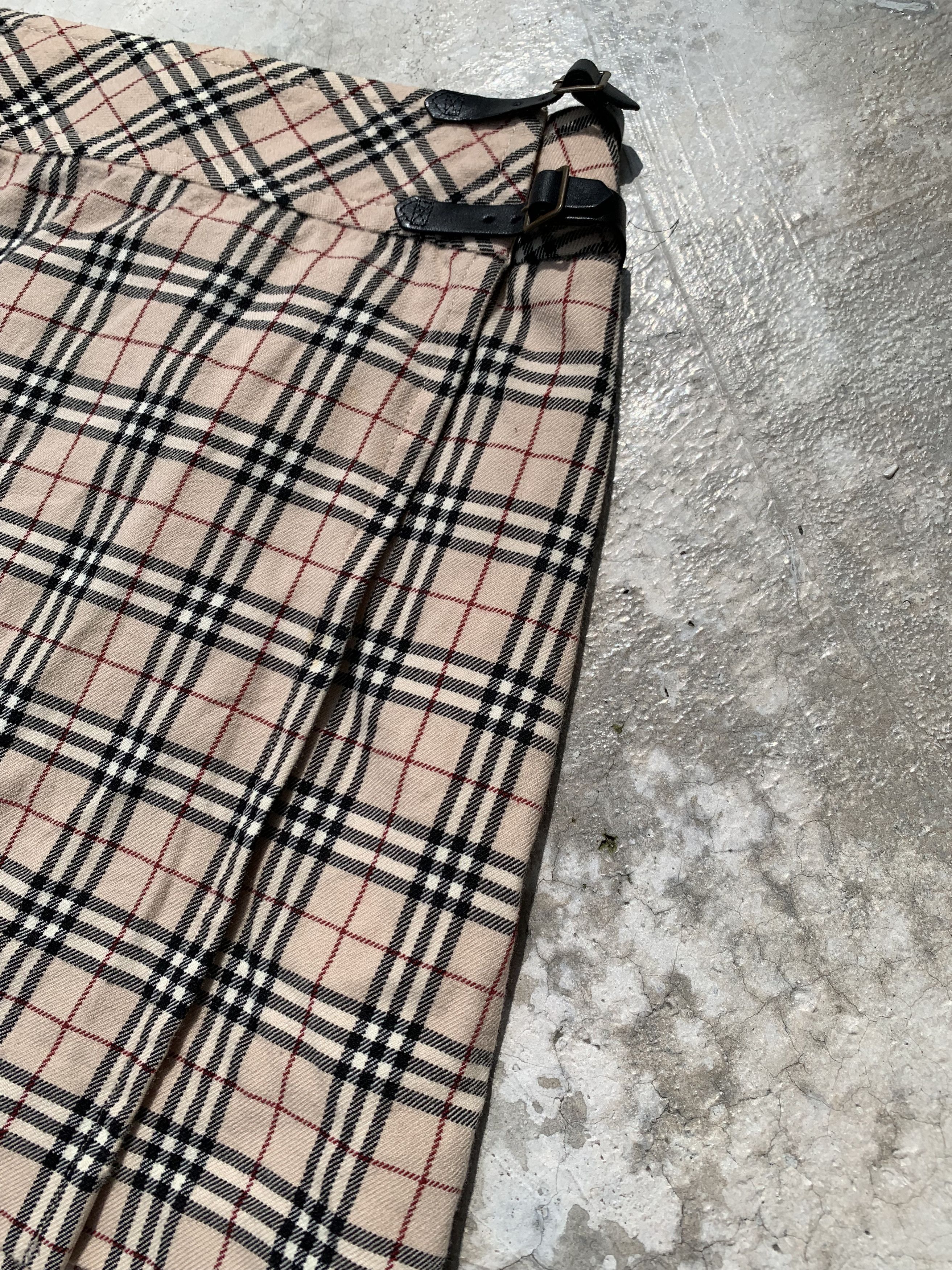 Burberry Vintage Burberry Nova Check Skirt Size 26" / US 2 / IT 38 - 3 Thumbnail