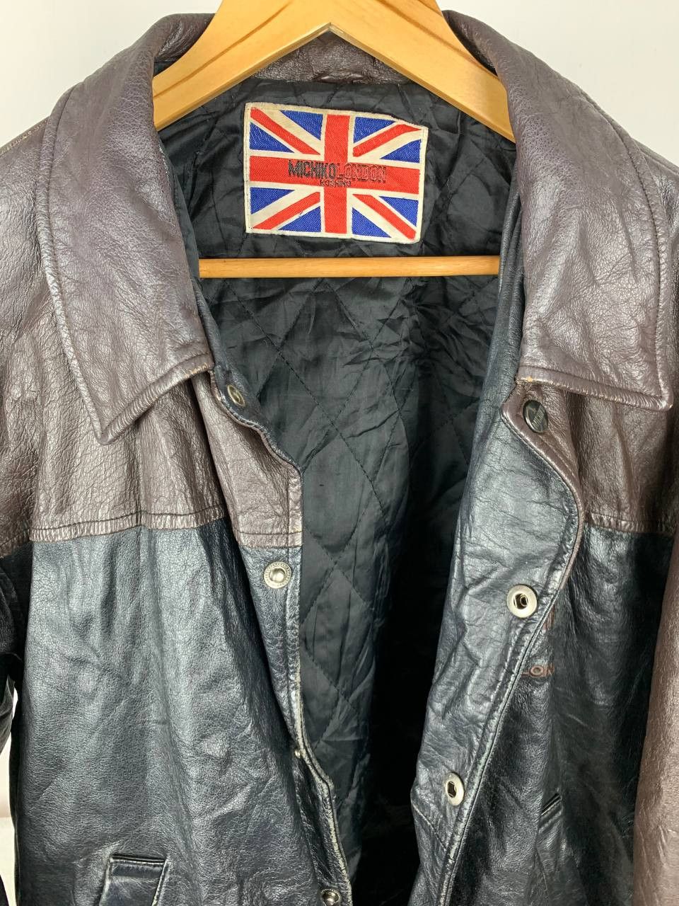 Michiko Koshino London Vintage Michiko London Embroidered Logo Leather Bomber Size US L / EU 52-54 / 3 - 9 Thumbnail