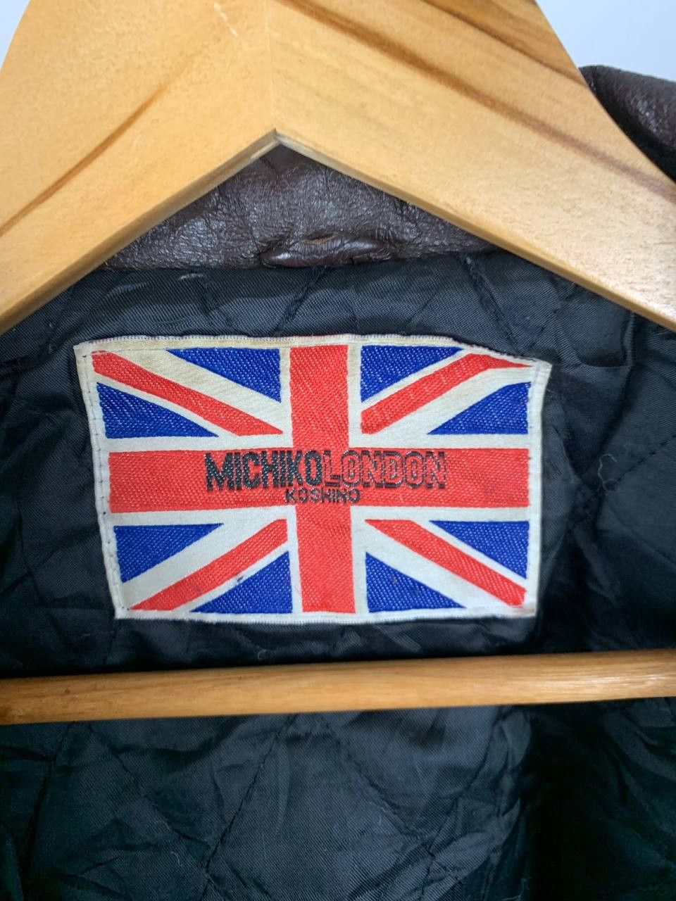 Michiko Koshino London Vintage Michiko London Embroidered Logo Leather Bomber Size US L / EU 52-54 / 3 - 10 Thumbnail