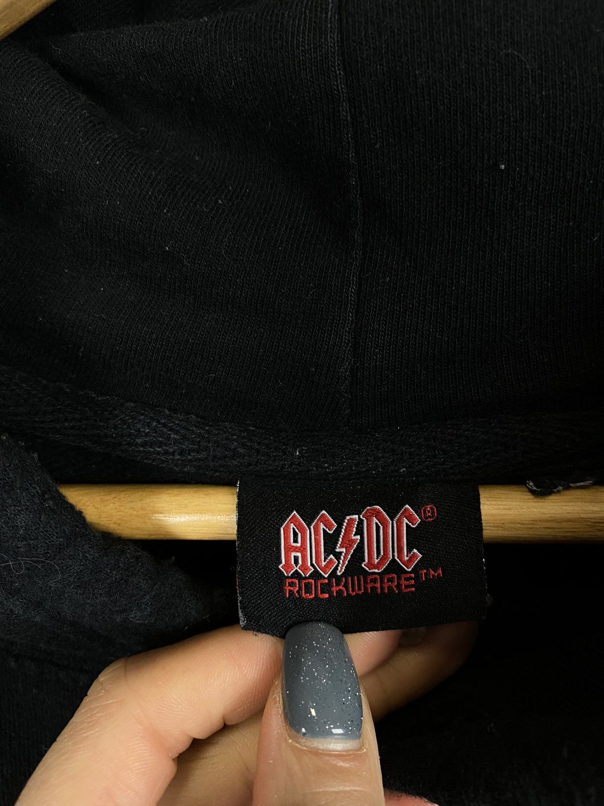 AC/DC Ac/Dc sweatshirt band rock tees vintage size XL Size US XL / EU 56 / 4 - 3 Thumbnail