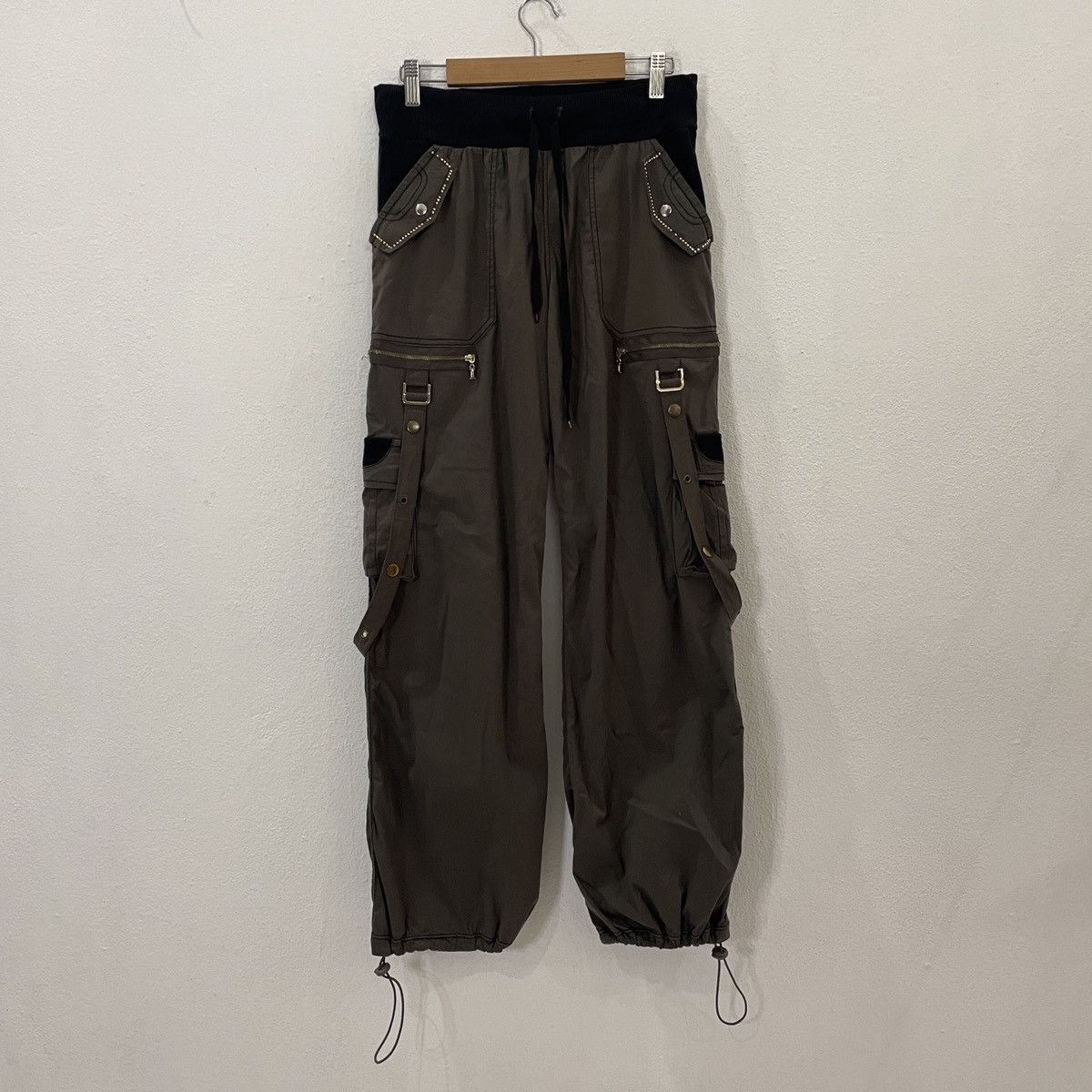 image of Seditionaries Vintage Issue Punk Style Tactical Multipocket Pants in Green, Women's (Size 28)