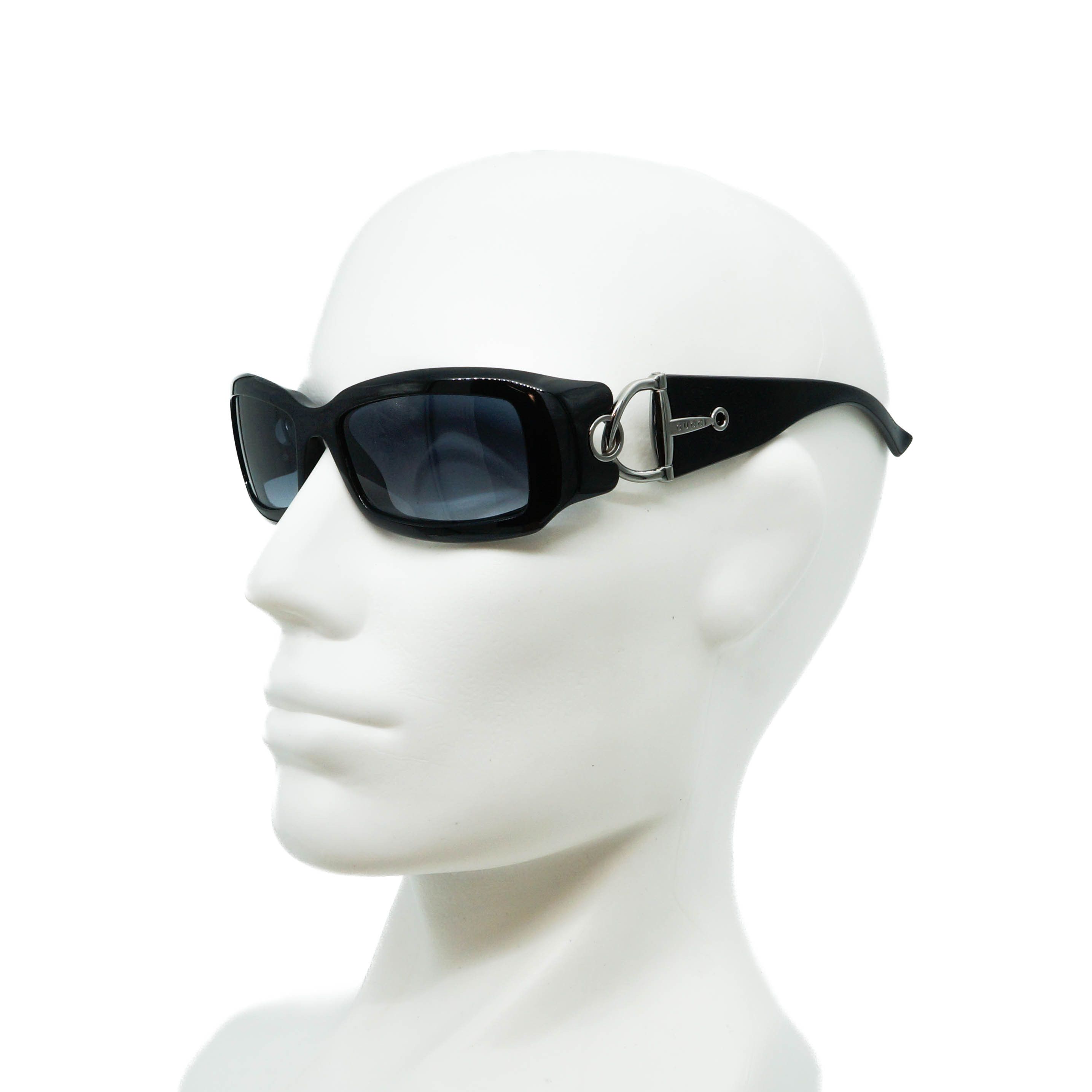 小物 GUCCI vintage sunglasses GG Black Gucci Sunglasses 1996 Vintage Black Large Wrap Square GG