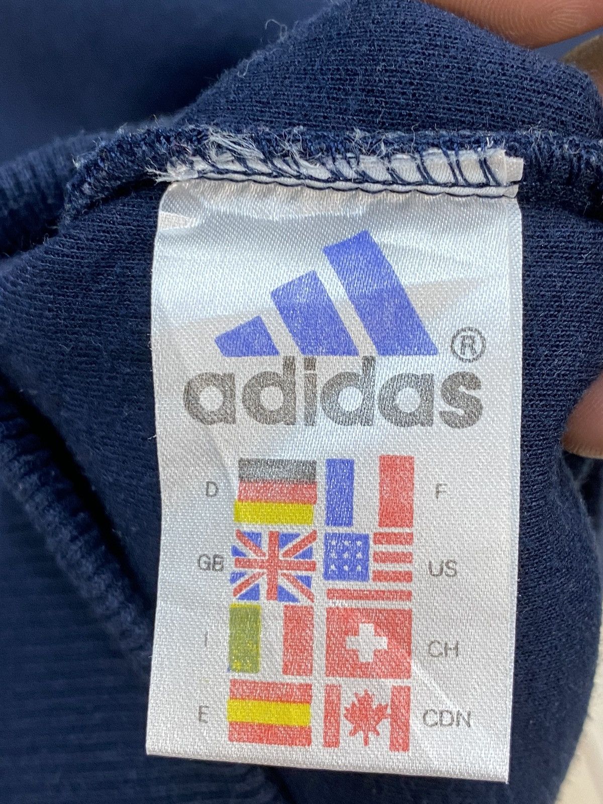 Adidas Vintage 90s Adidas Sweatshirt Size US L / EU 52-54 / 3 - 7 Thumbnail