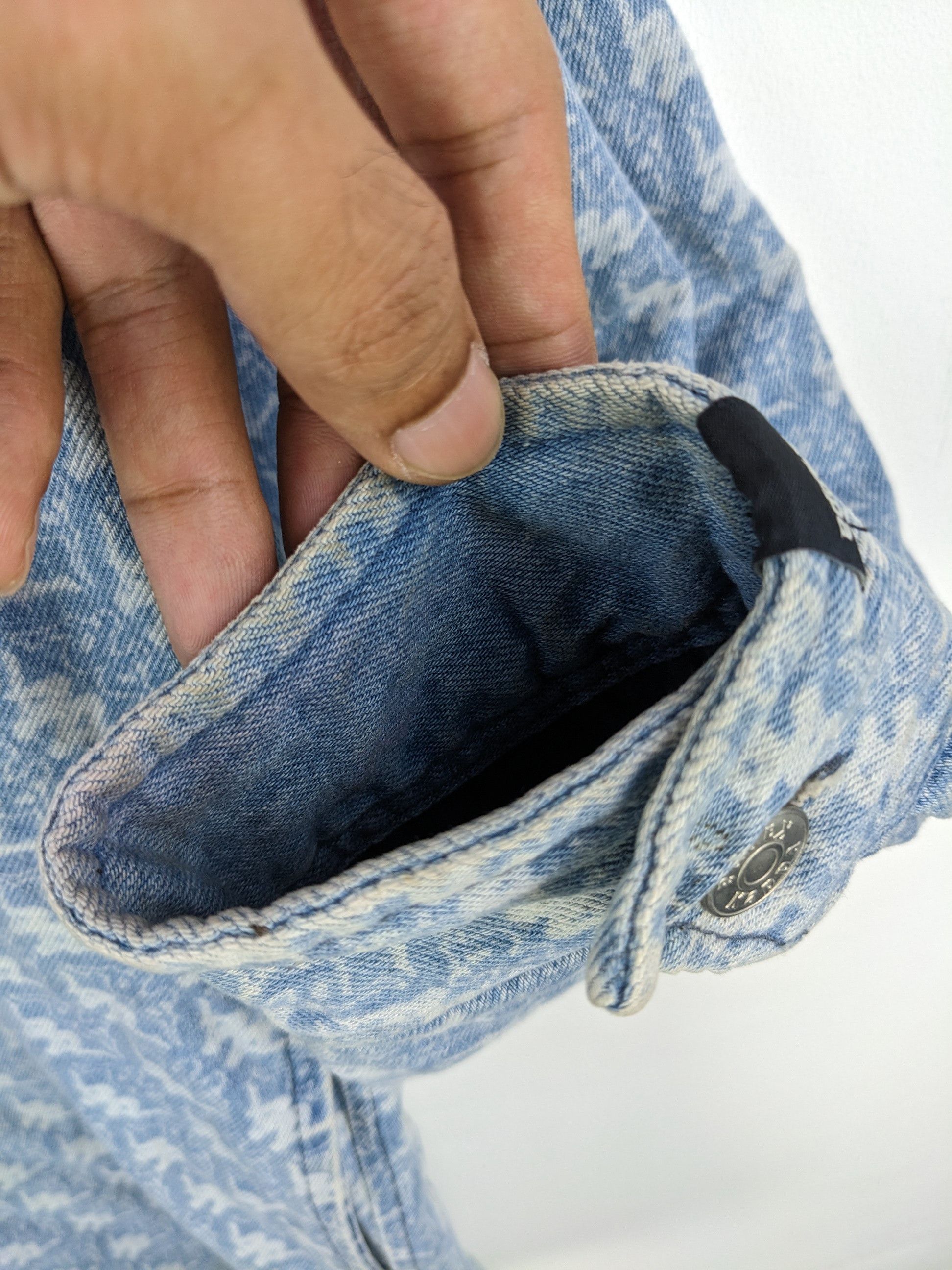 GU × Japanese Brand × Kappa GU X Kappa Monogram Denim Jacket Oversized Size S-L Size US L / EU 52-54 / 3 - 6 Thumbnail