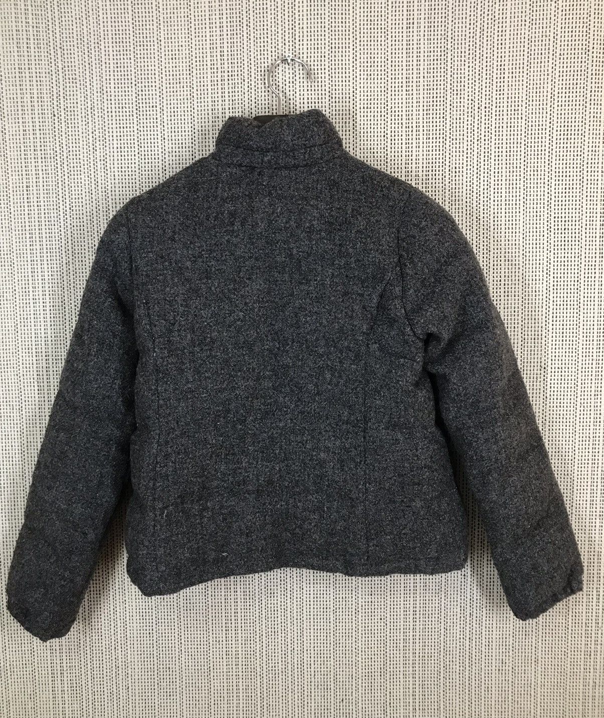 Harris Tweed LIMITED EDITION 2010 H/TWEED HANDWOVEN FROM 100%pure wool Size US M / EU 48-50 / 2 - 4 Thumbnail