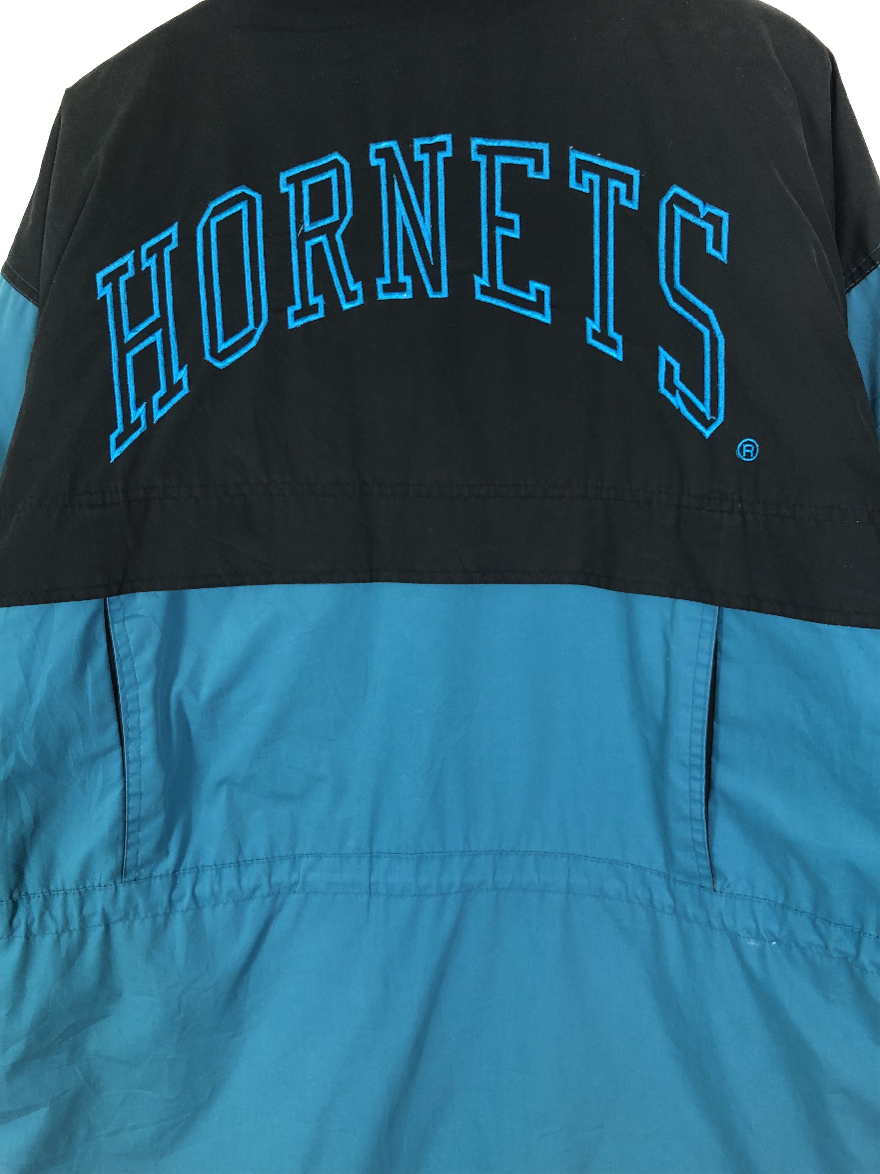 RARE🔥VINTAGE 90’S HORNETS PAISLEY BY STARTER BAGGY PARKA