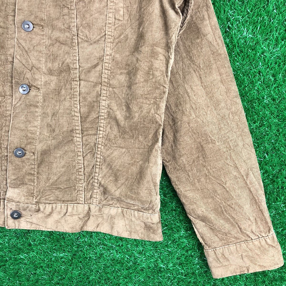 Uniqlo Uniqlo Corduroy Trucker Jacket Donut Button Hype Color Size US M / EU 48-50 / 2 - 3 Thumbnail