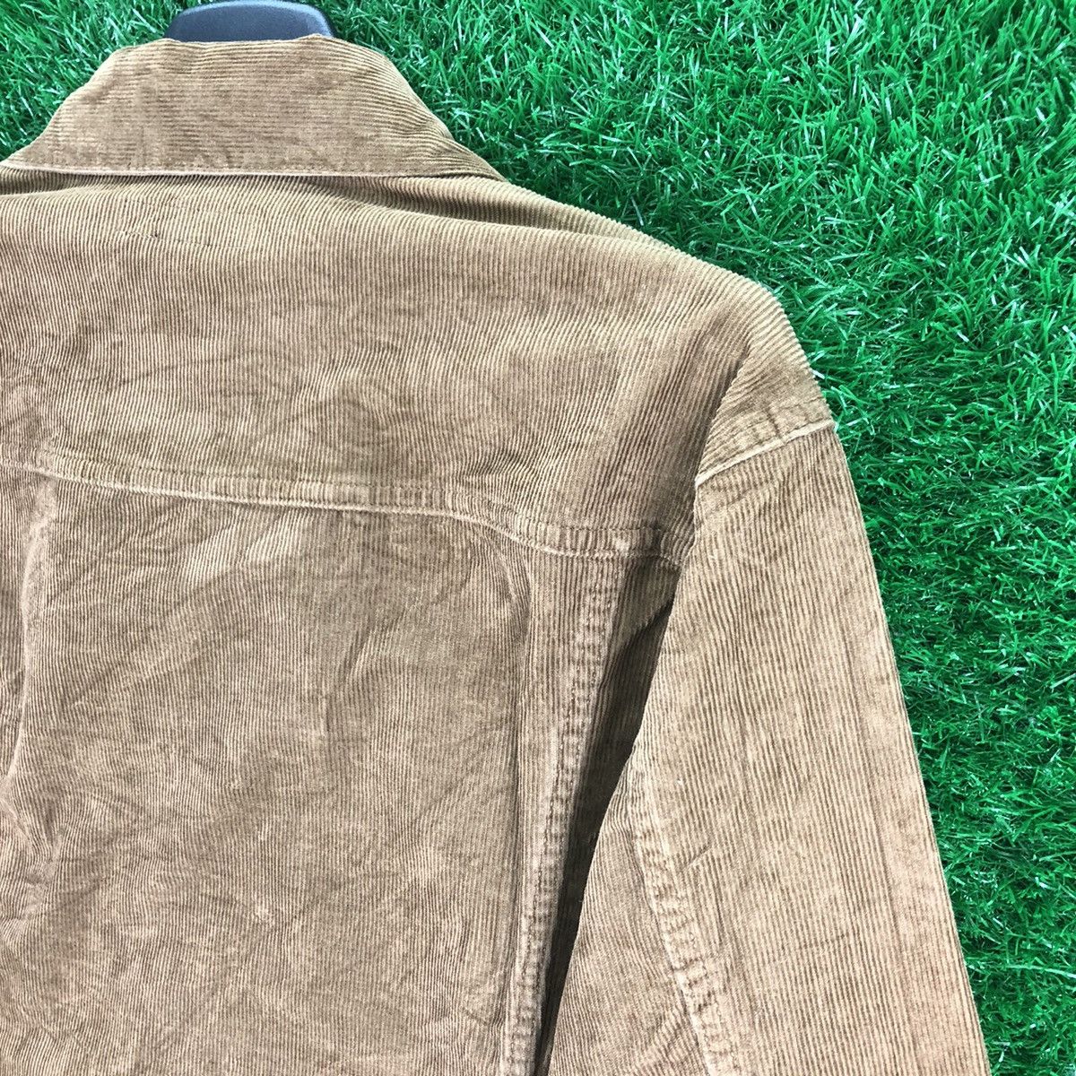 Uniqlo Uniqlo Corduroy Trucker Jacket Donut Button Hype Color Size US M / EU 48-50 / 2 - 5 Thumbnail