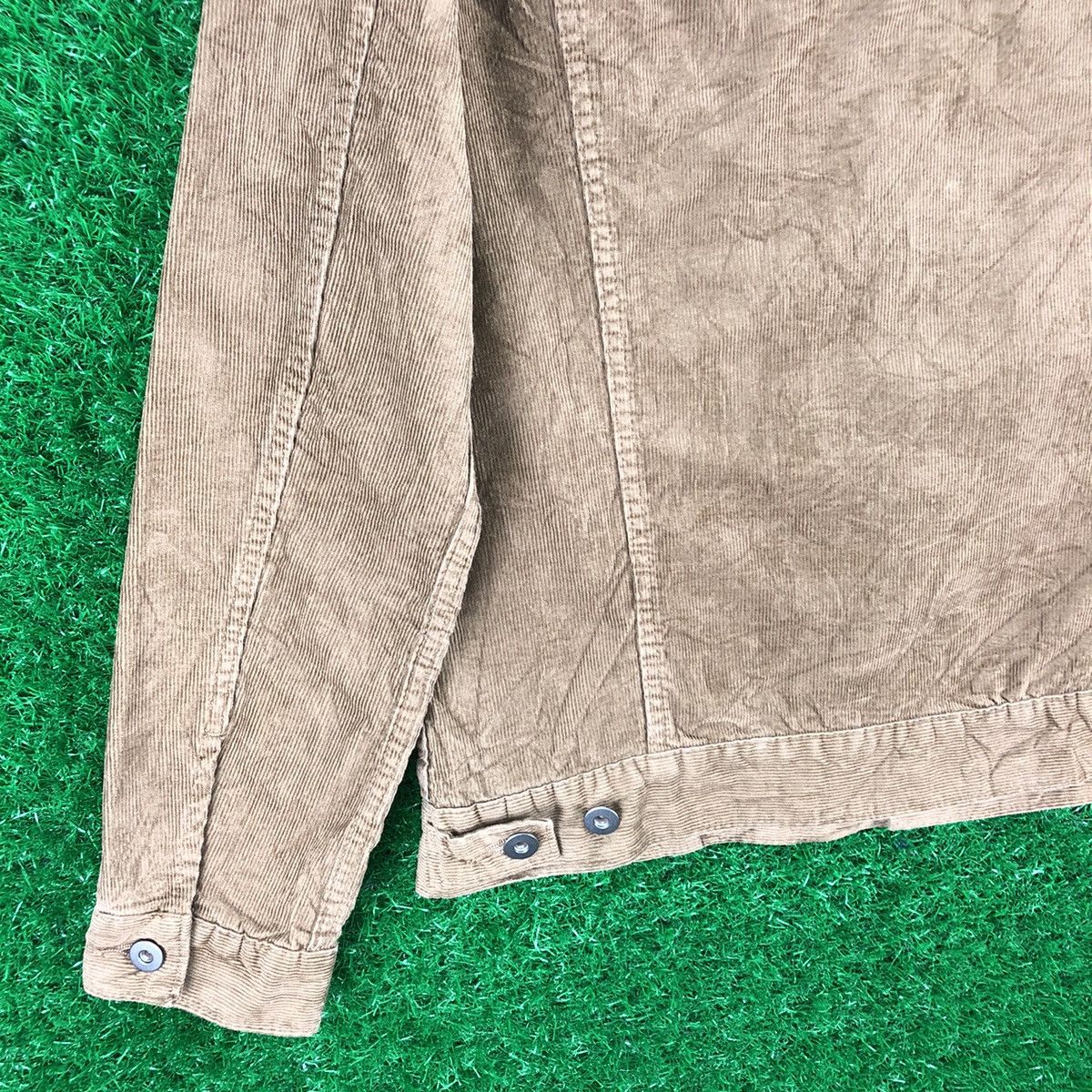 Uniqlo Uniqlo Corduroy Trucker Jacket Donut Button Hype Color Size US M / EU 48-50 / 2 - 6 Thumbnail