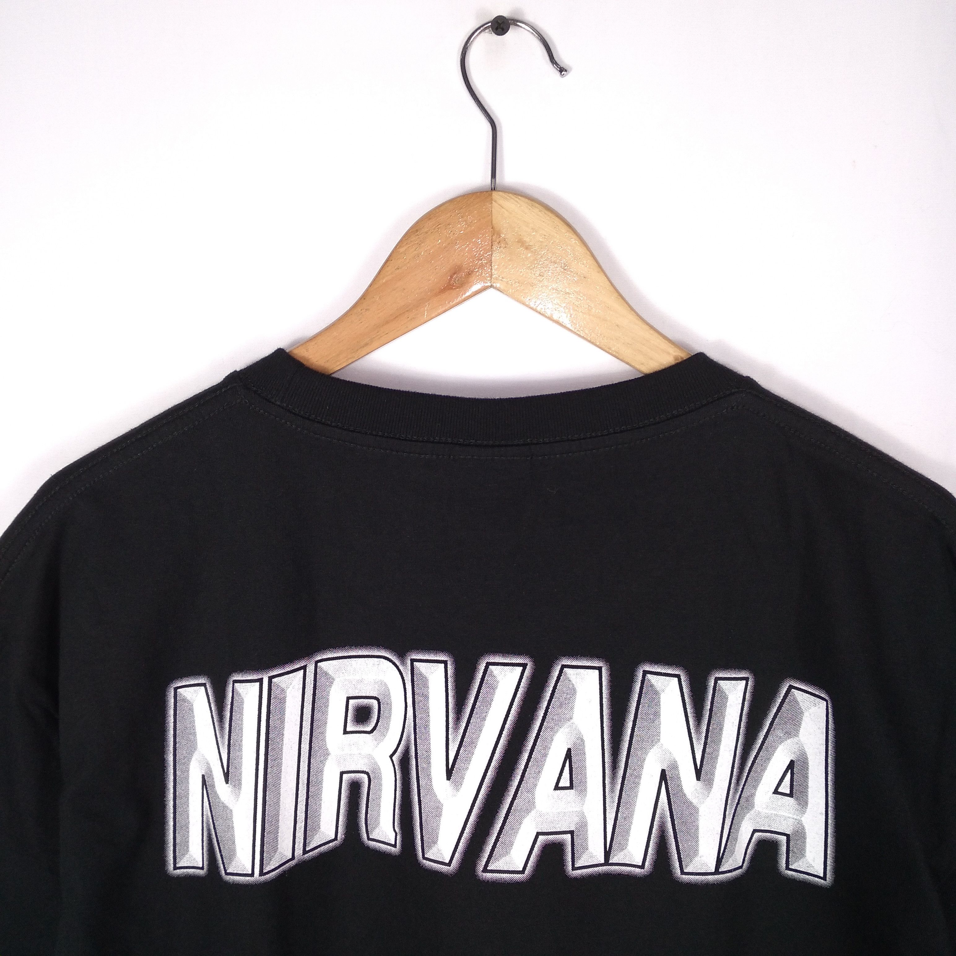 Band Tees Grunge Band Nirvana Big Image Line Up Bootleg Tee Size US XL / EU 56 / 4 - 10 Thumbnail