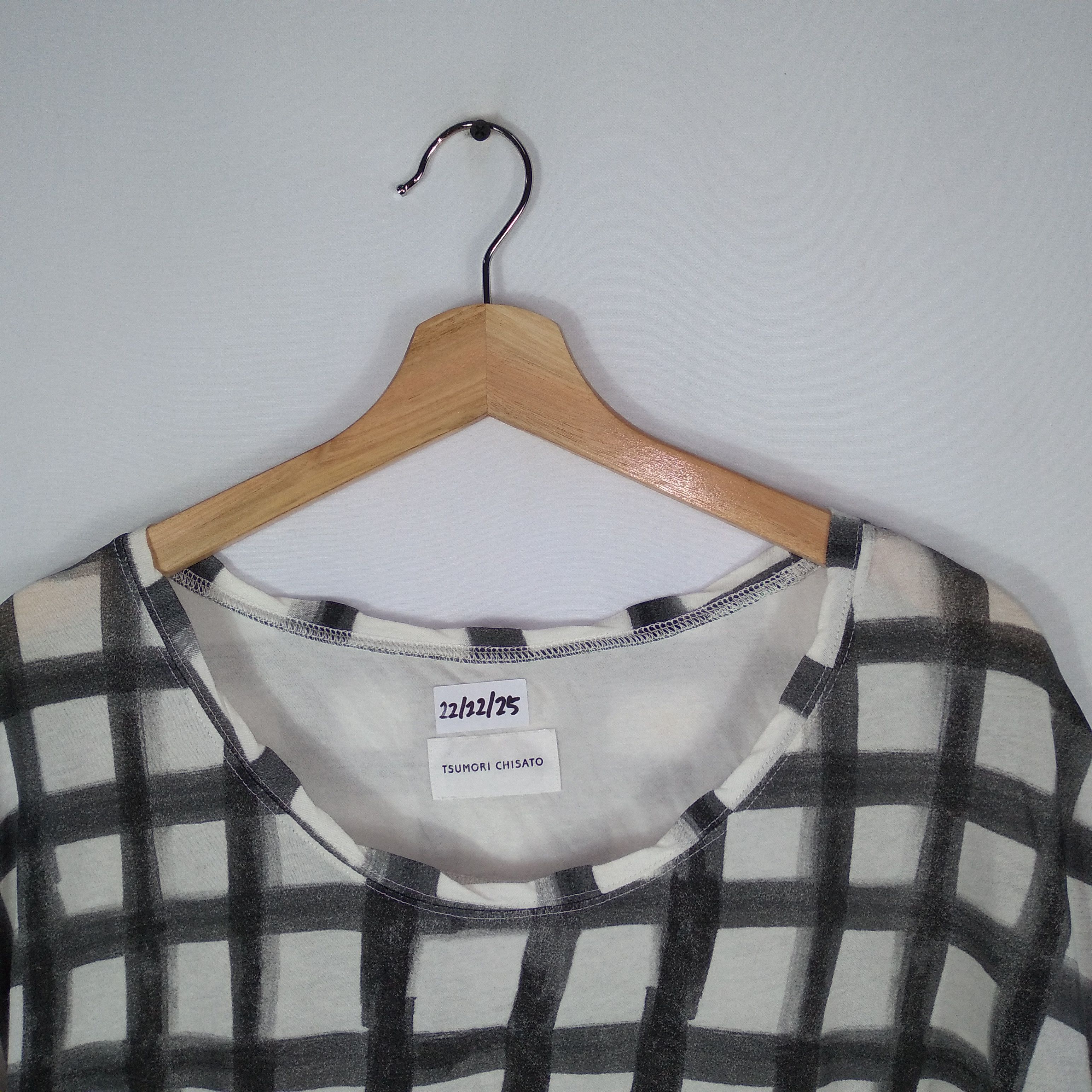 Designer × Issey Miyake × Tsumori Chisato 🔥Rare🔥Tsumori Chisato Checker Rebel Punk Cropped Women Tee Size M / US 6-8 / IT 42-44 - 2 Thumbnail