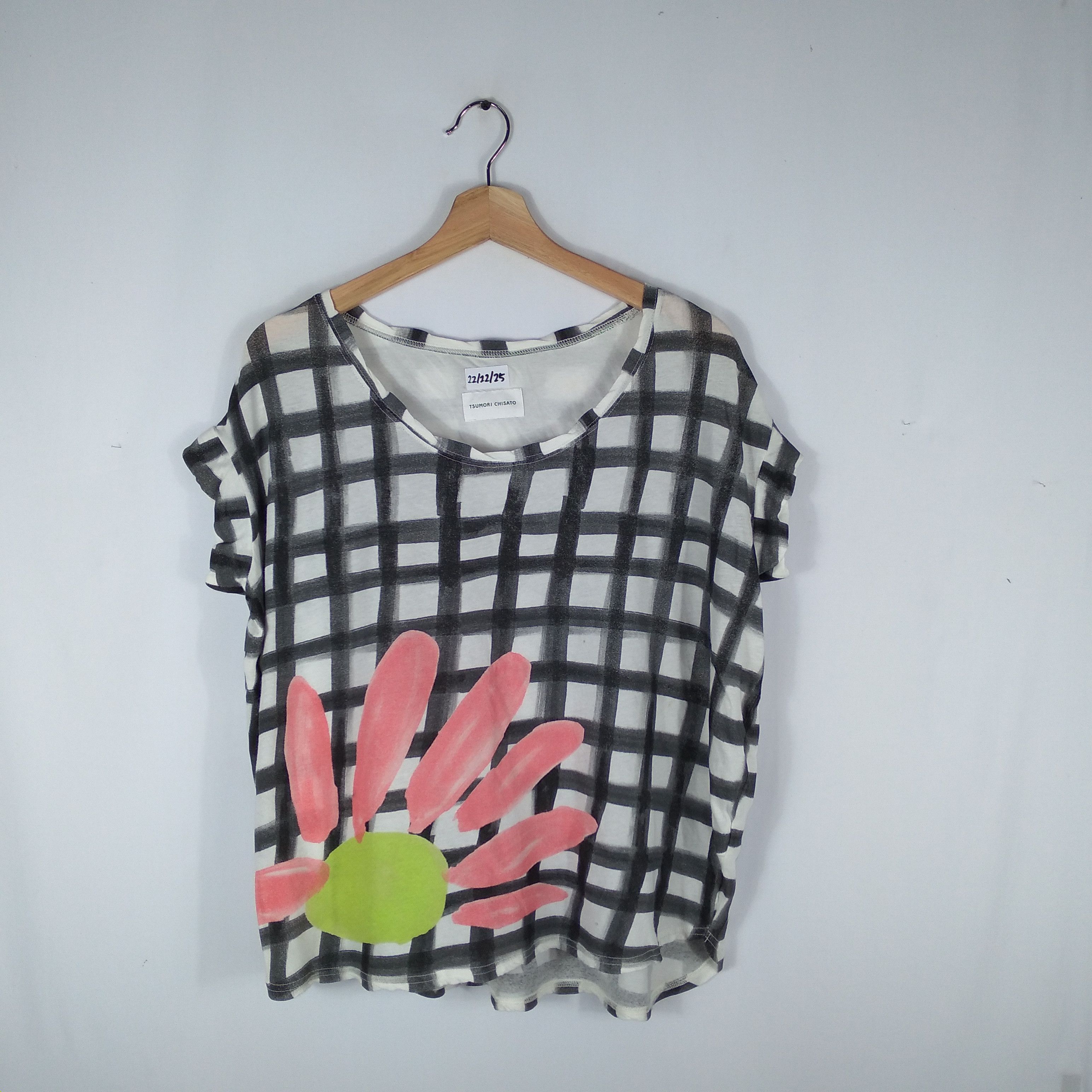 Designer × Issey Miyake × Tsumori Chisato 🔥Rare🔥Tsumori Chisato Checker Rebel Punk Cropped Women Tee Size M / US 6-8 / IT 42-44 - 1 Thumbnail
