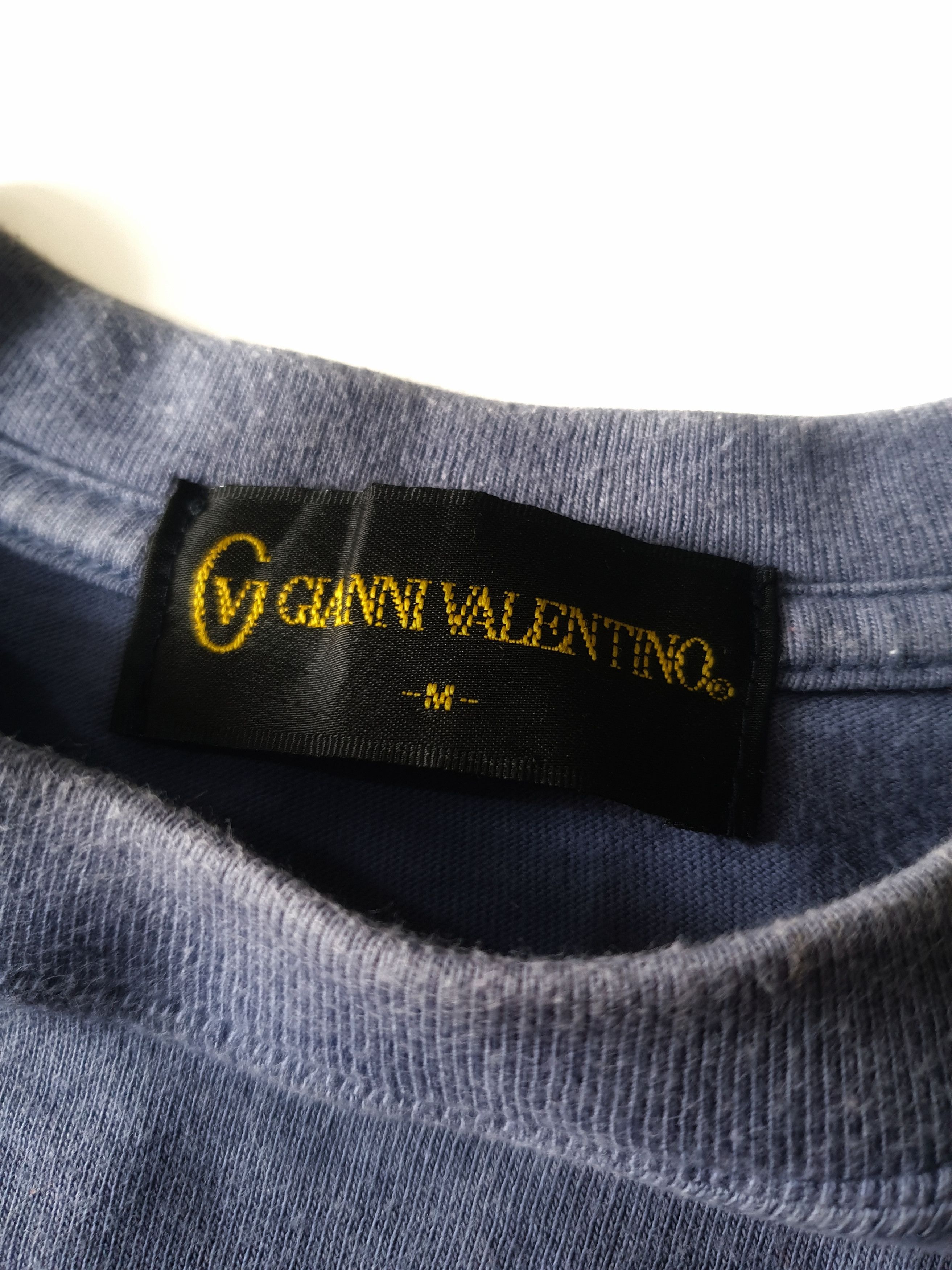 Gianni Valentino × Valentino Vintage Gianni Valentino Embroidery Logo Tee Size US M / EU 48-50 / 2 - 6 Thumbnail